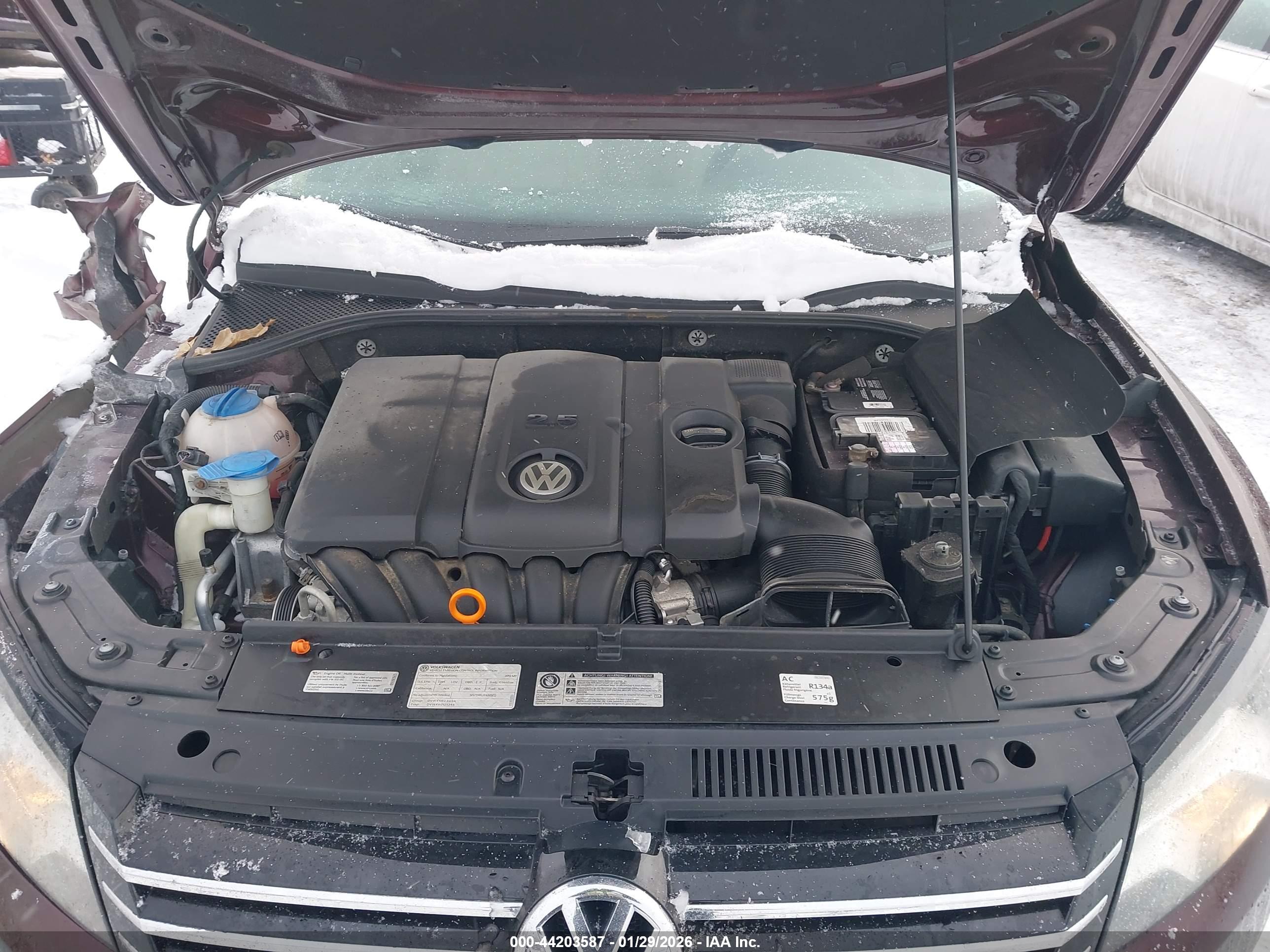 VOLKSWAGEN PASSAT image 10