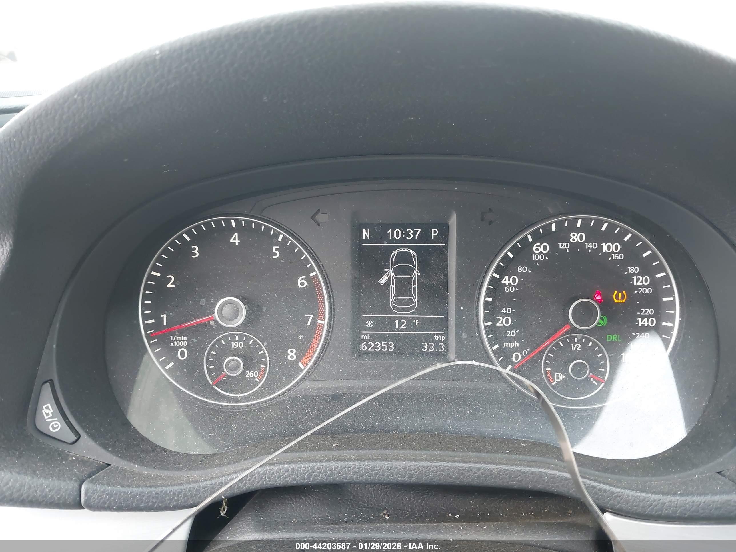 VOLKSWAGEN PASSAT image 7