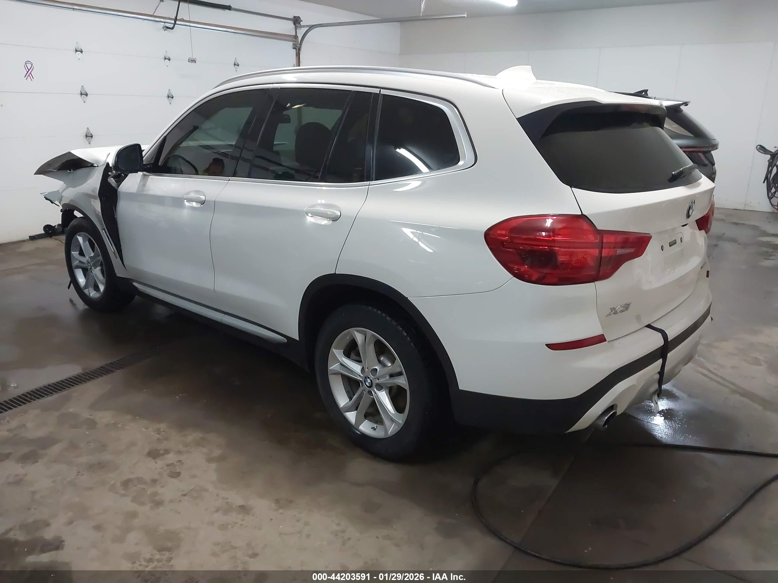 BMW X3 image 3