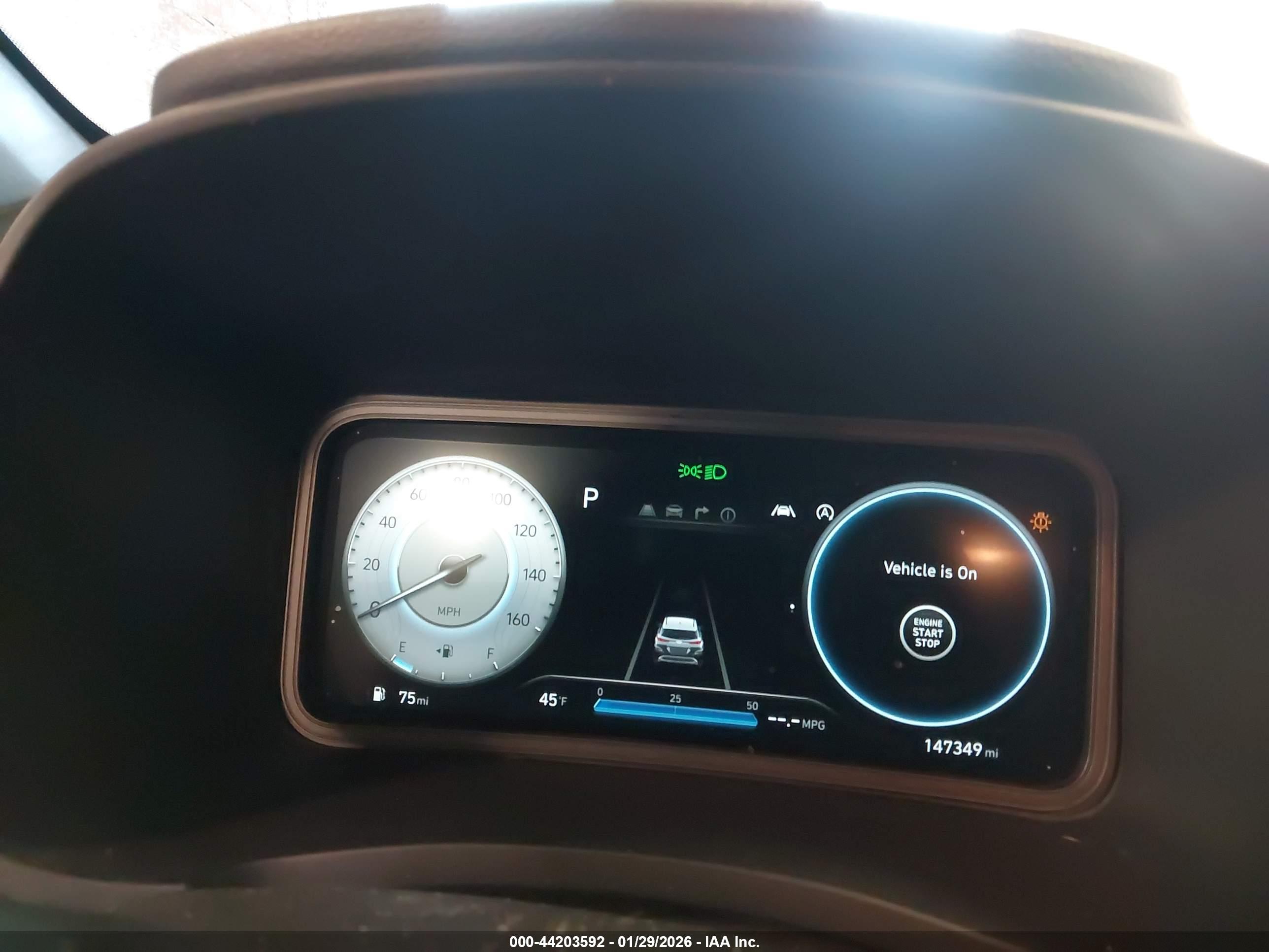 HYUNDAI KONA image 7