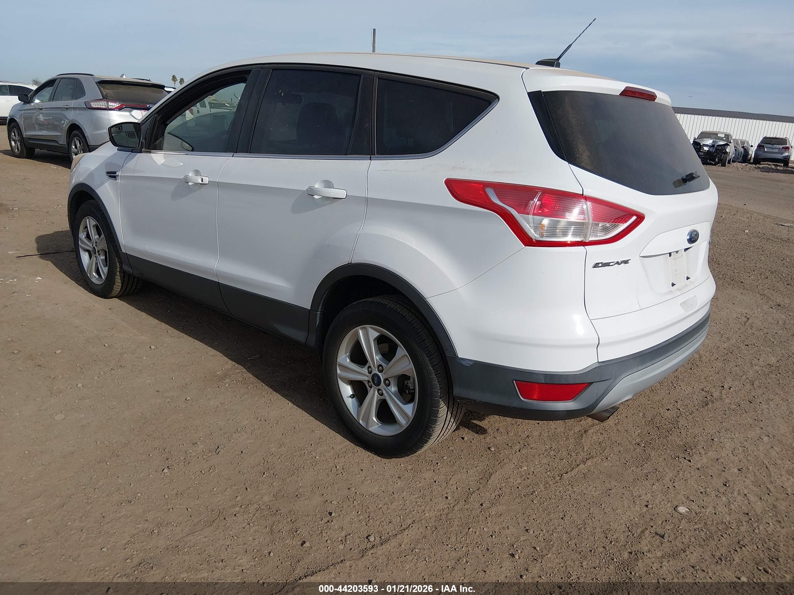FORD ESCAPE image 3