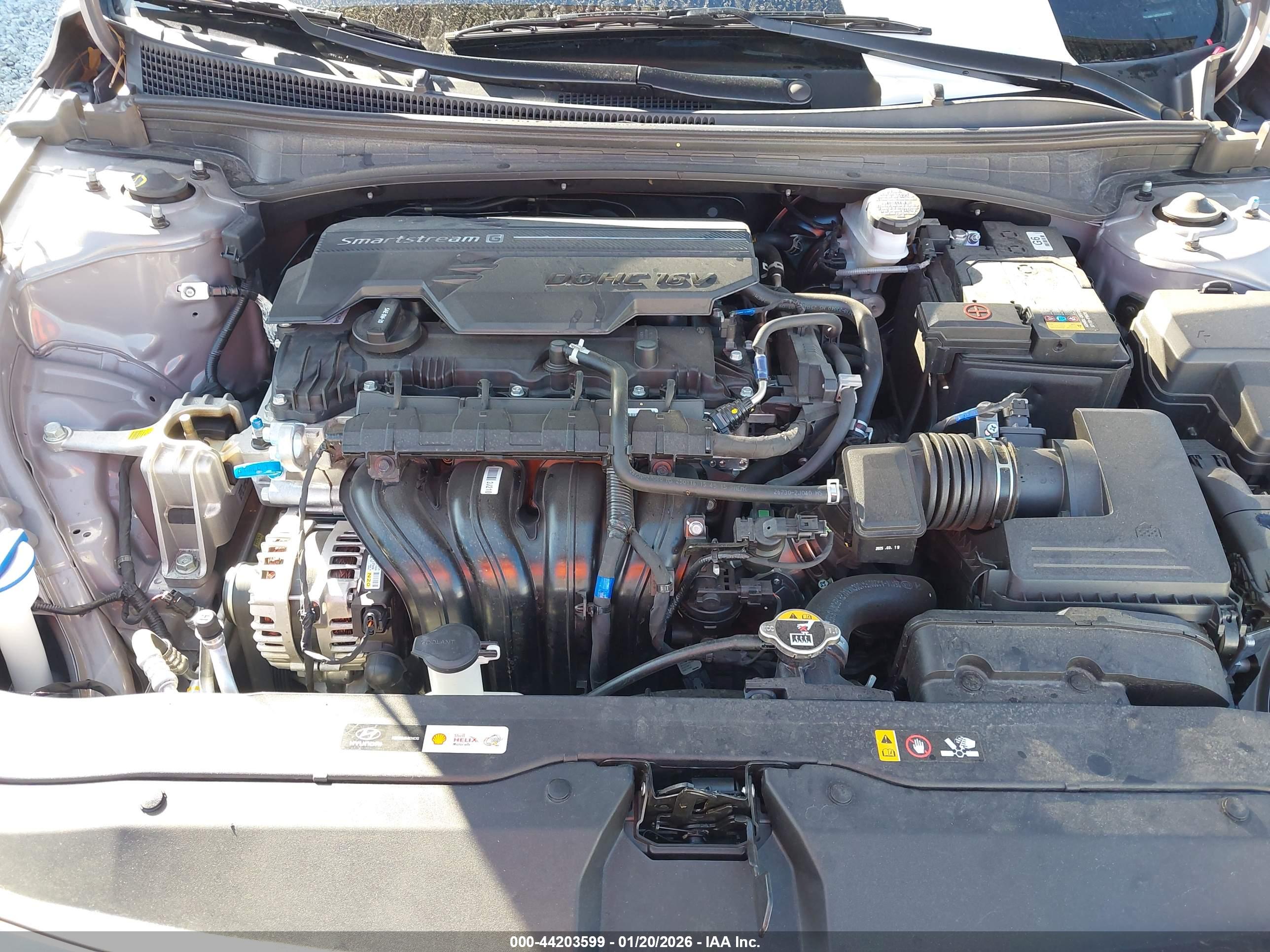 HYUNDAI ELANTRA image 10