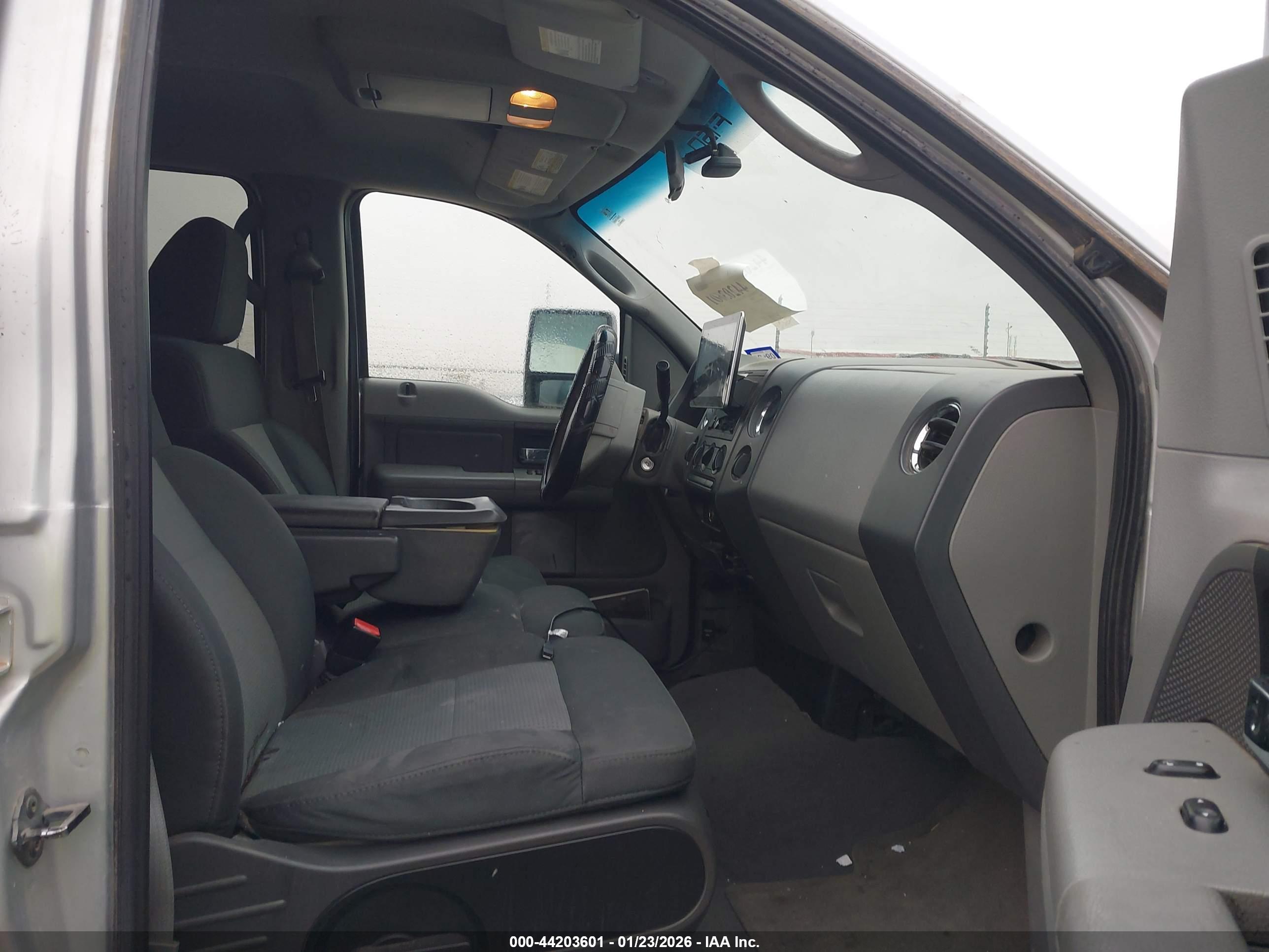 FORD F-150 image 5