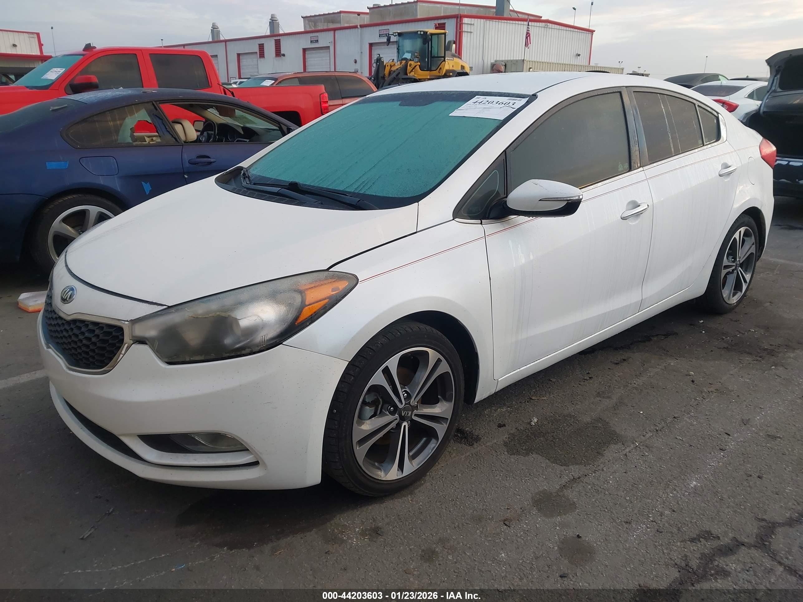 KIA FORTE image 2