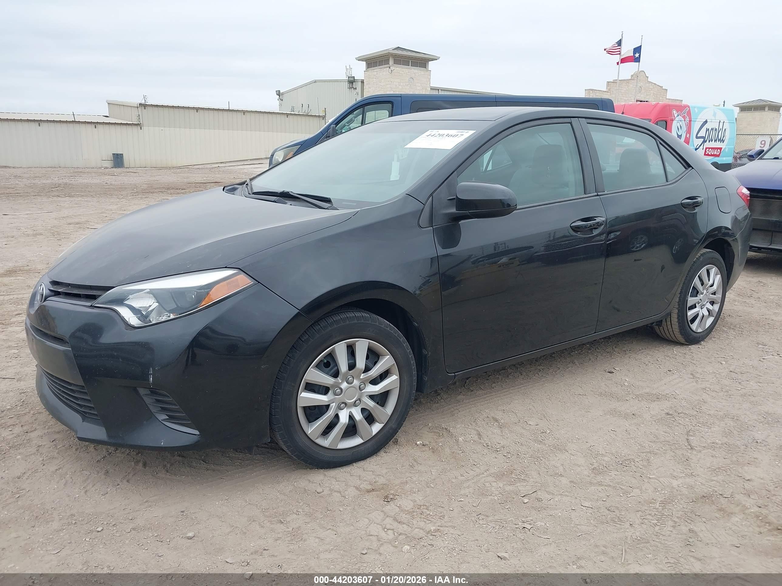 TOYOTA COROLLA image 2