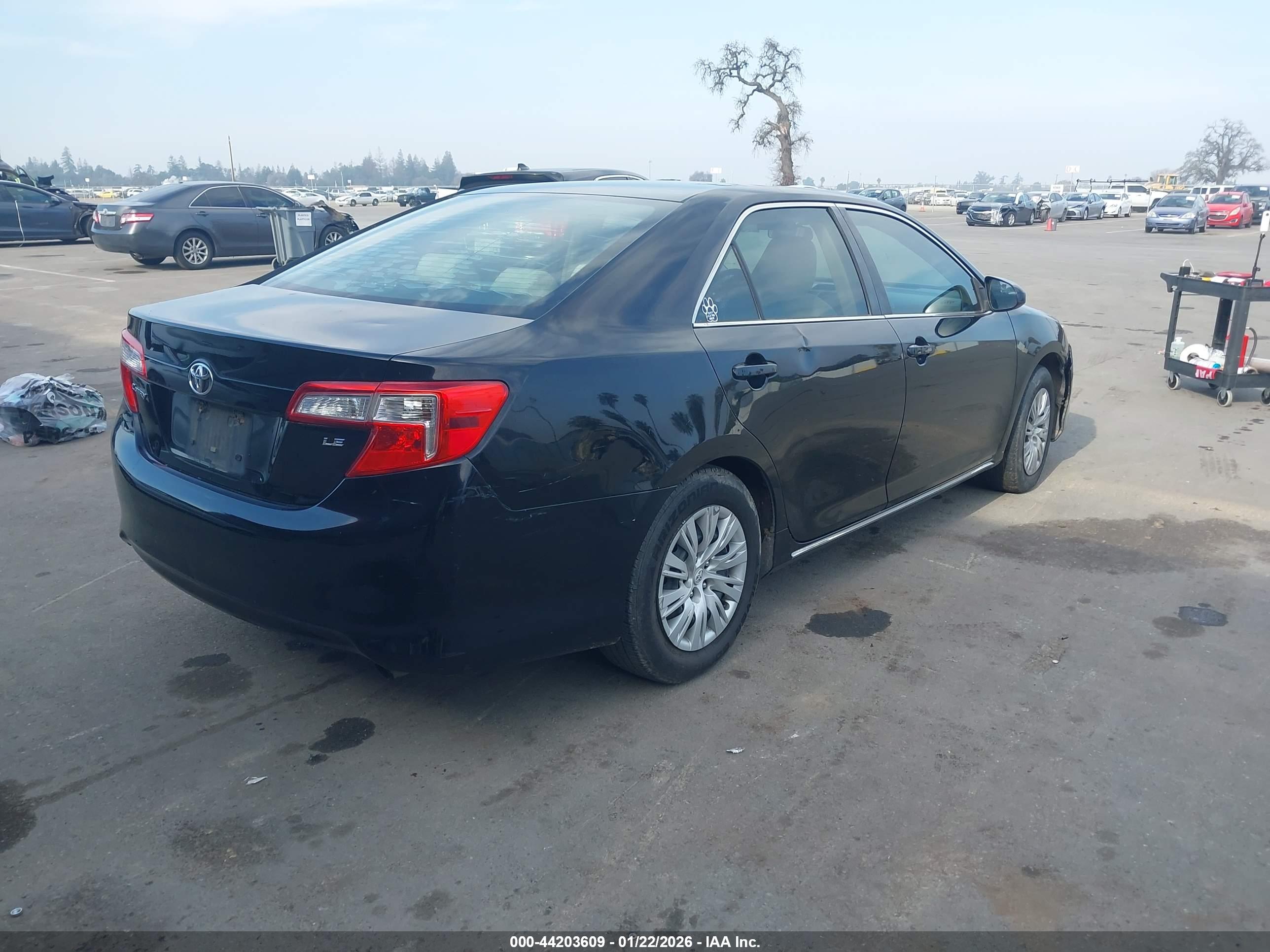 TOYOTA CAMRY image 4