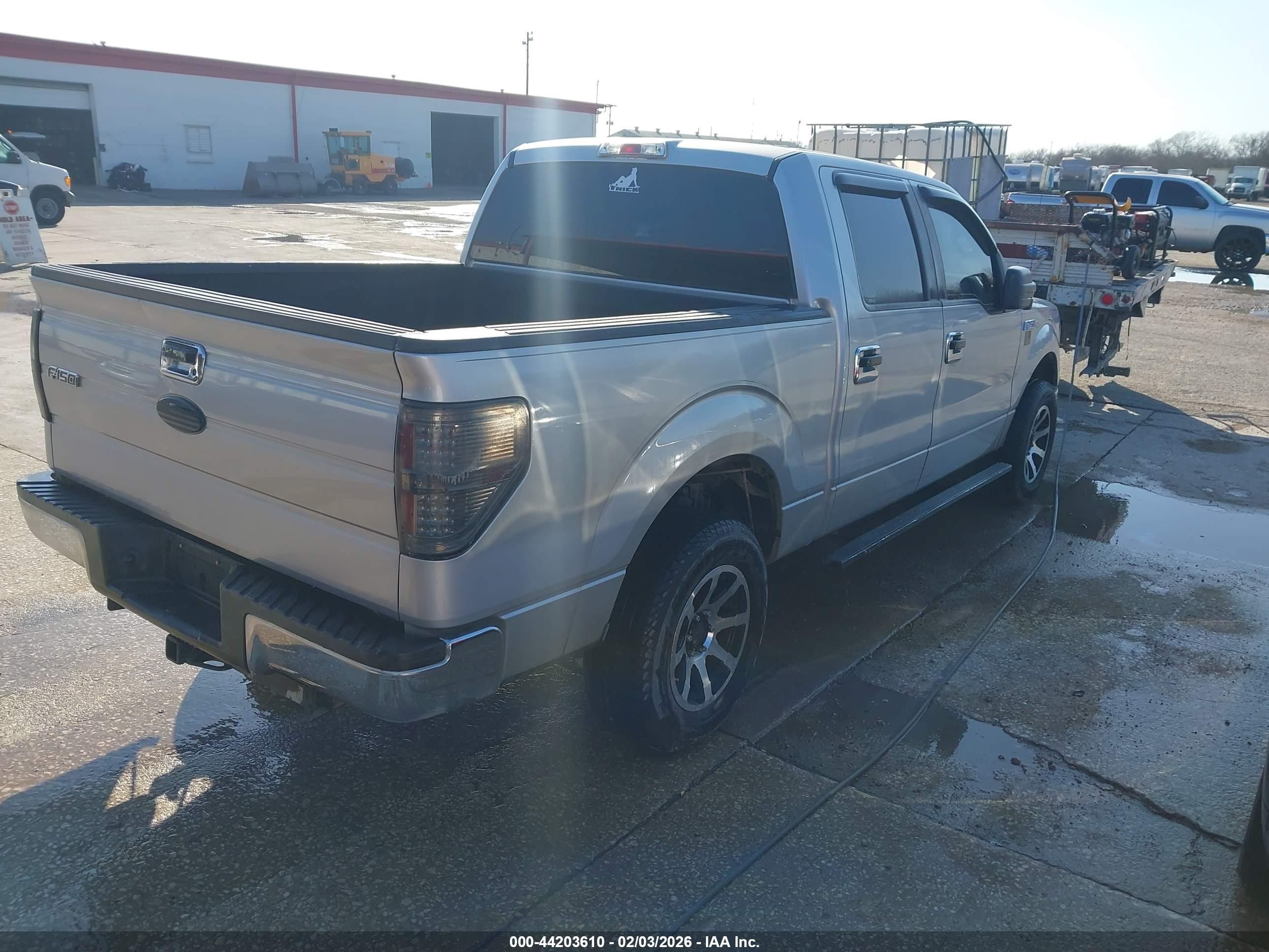FORD F-150 image 4