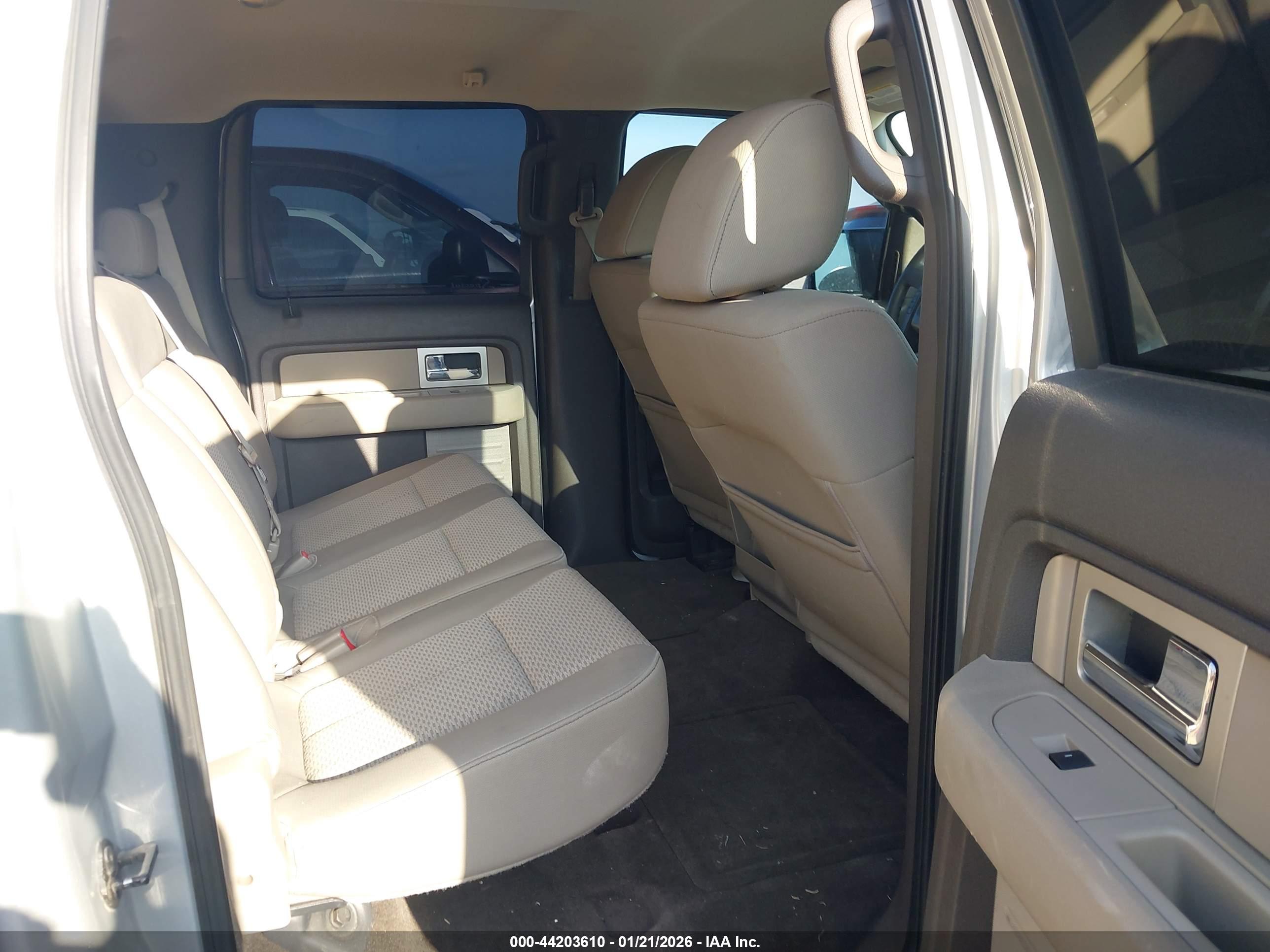 FORD F-150 image 8