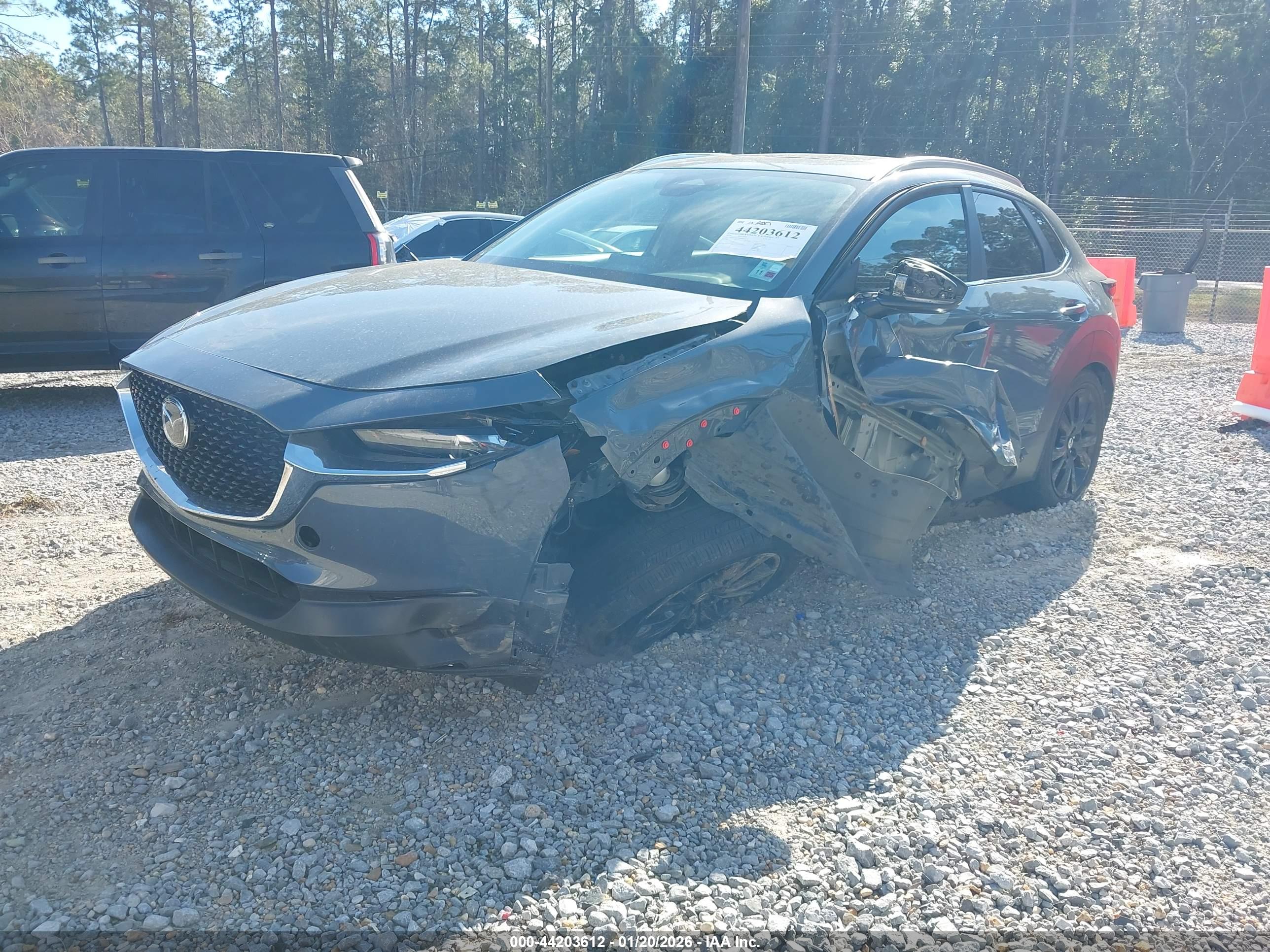 MAZDA CX-30 image 2