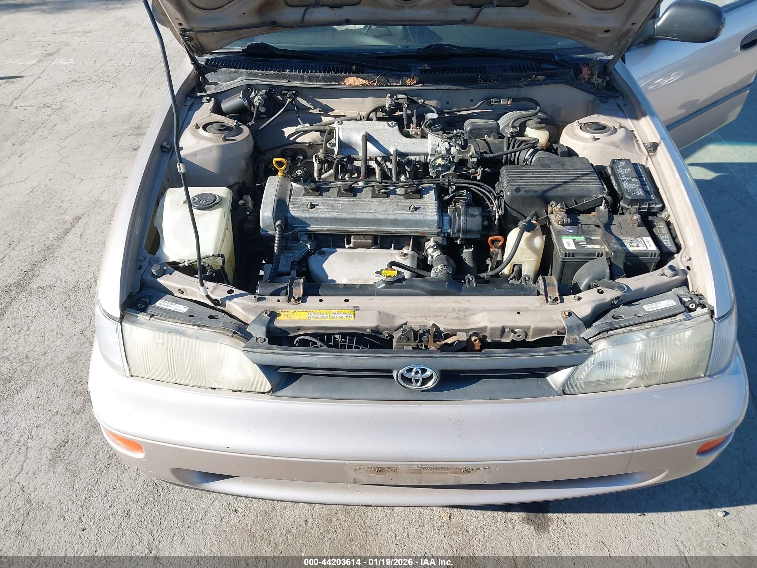 TOYOTA COROLLA image 10