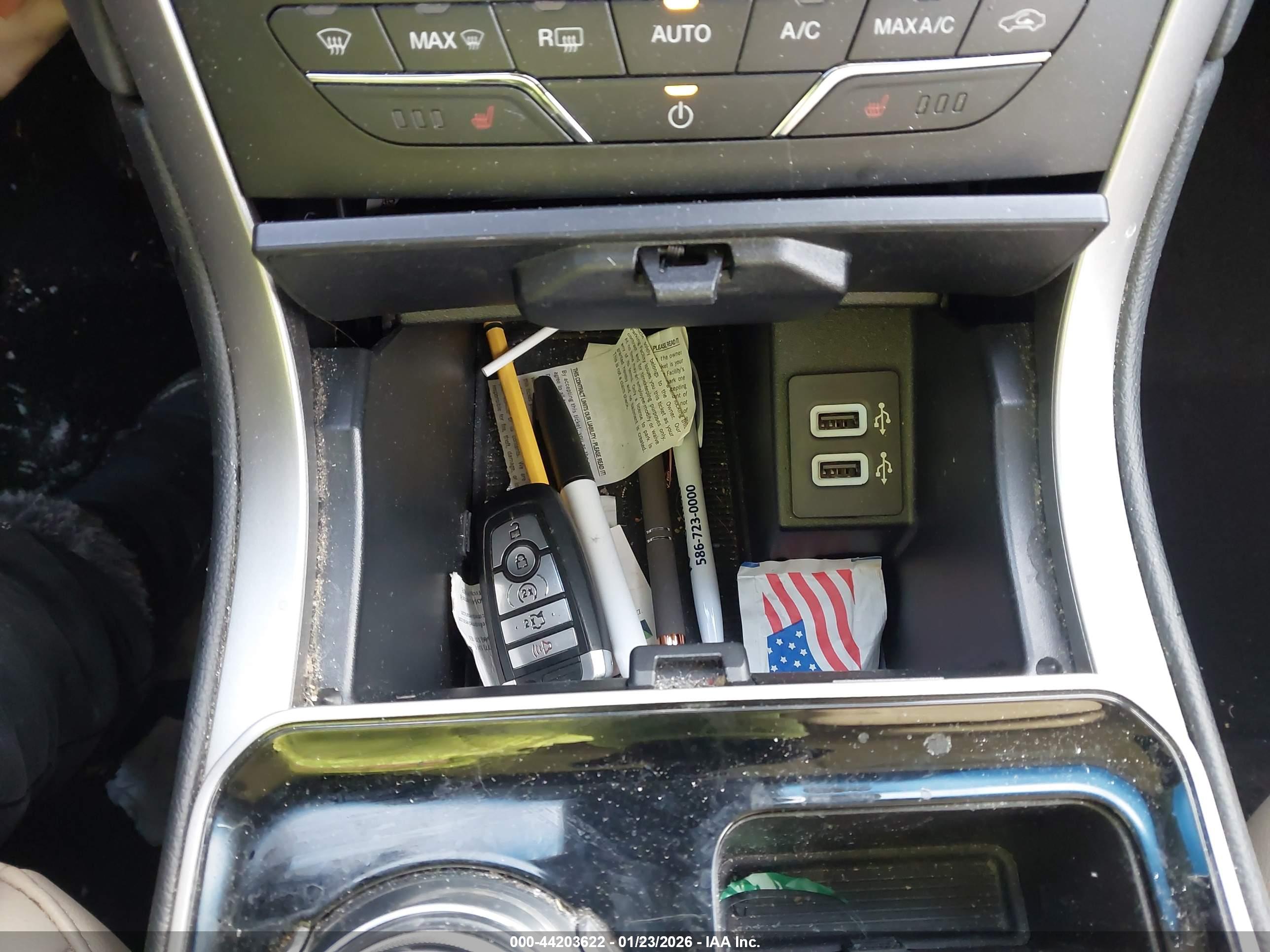 FORD EDGE image 11