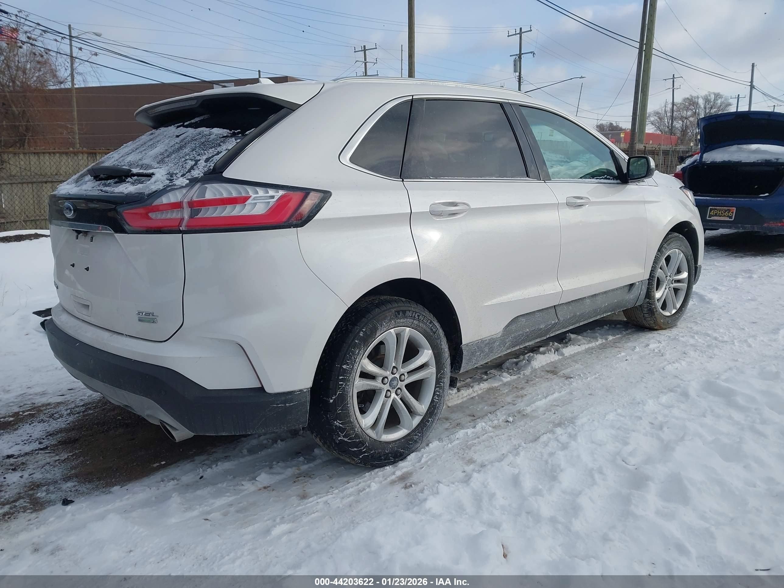FORD EDGE image 4