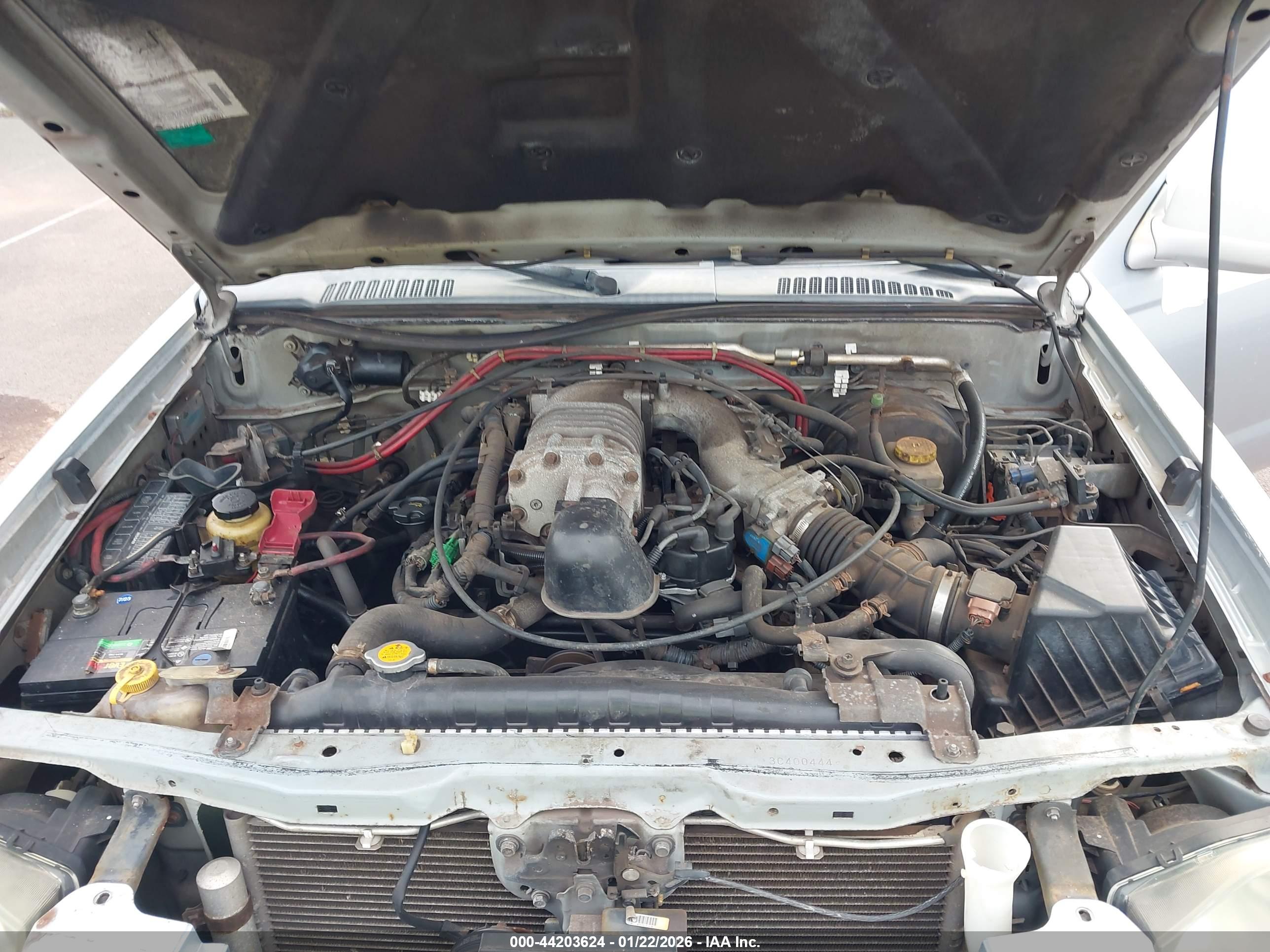 NISSAN FRONTIER image 10
