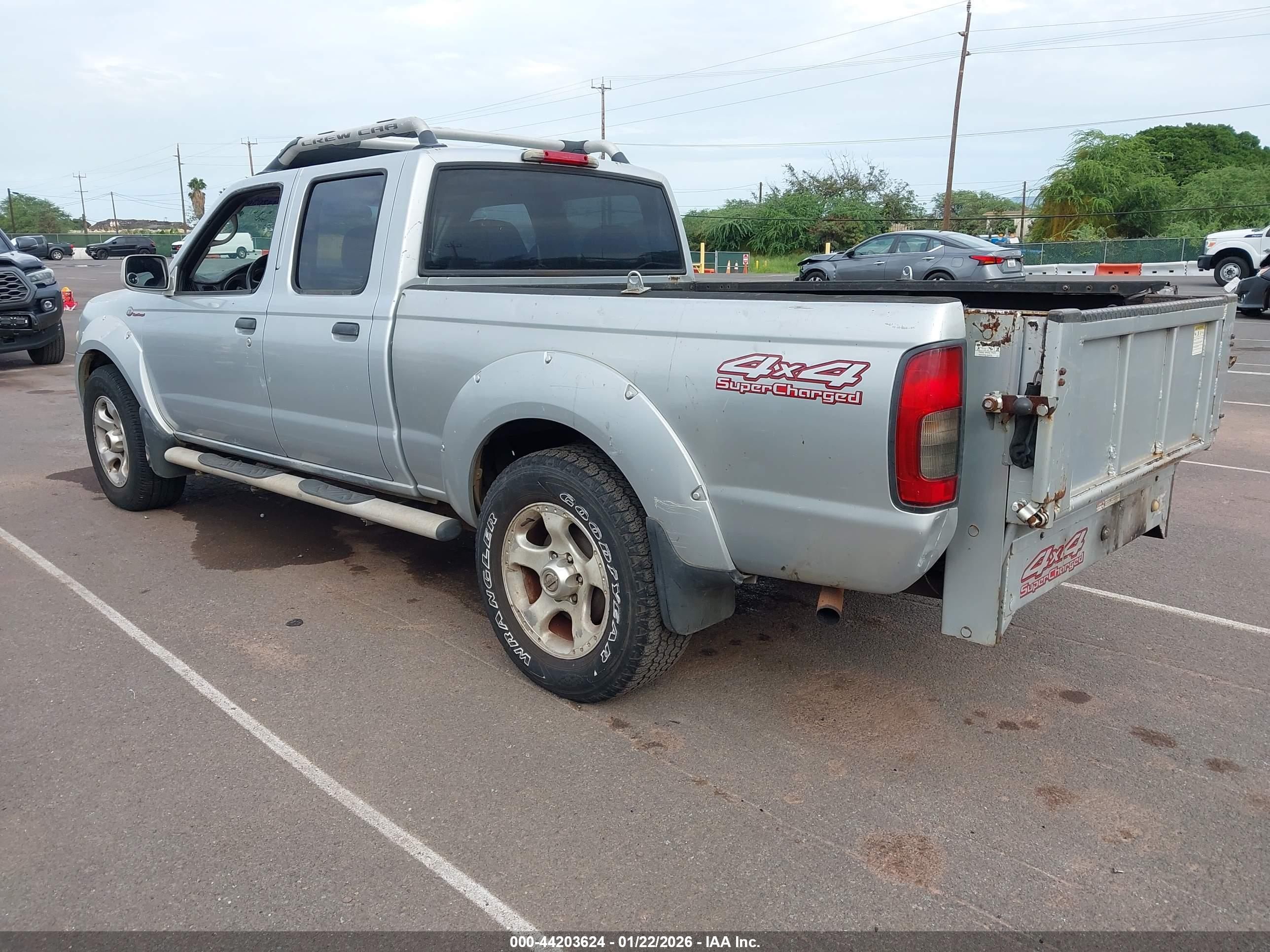 NISSAN FRONTIER image 3