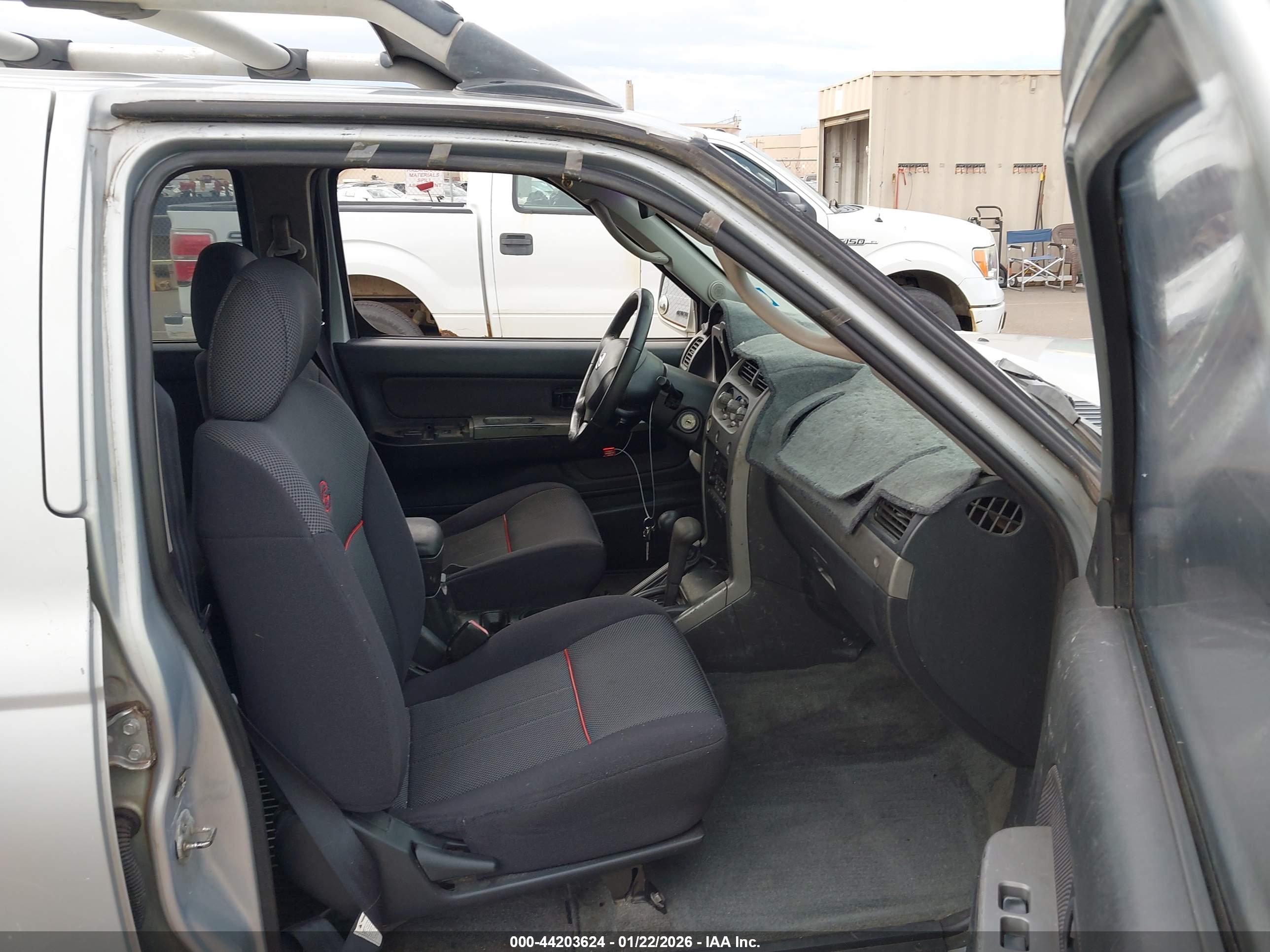 NISSAN FRONTIER image 5