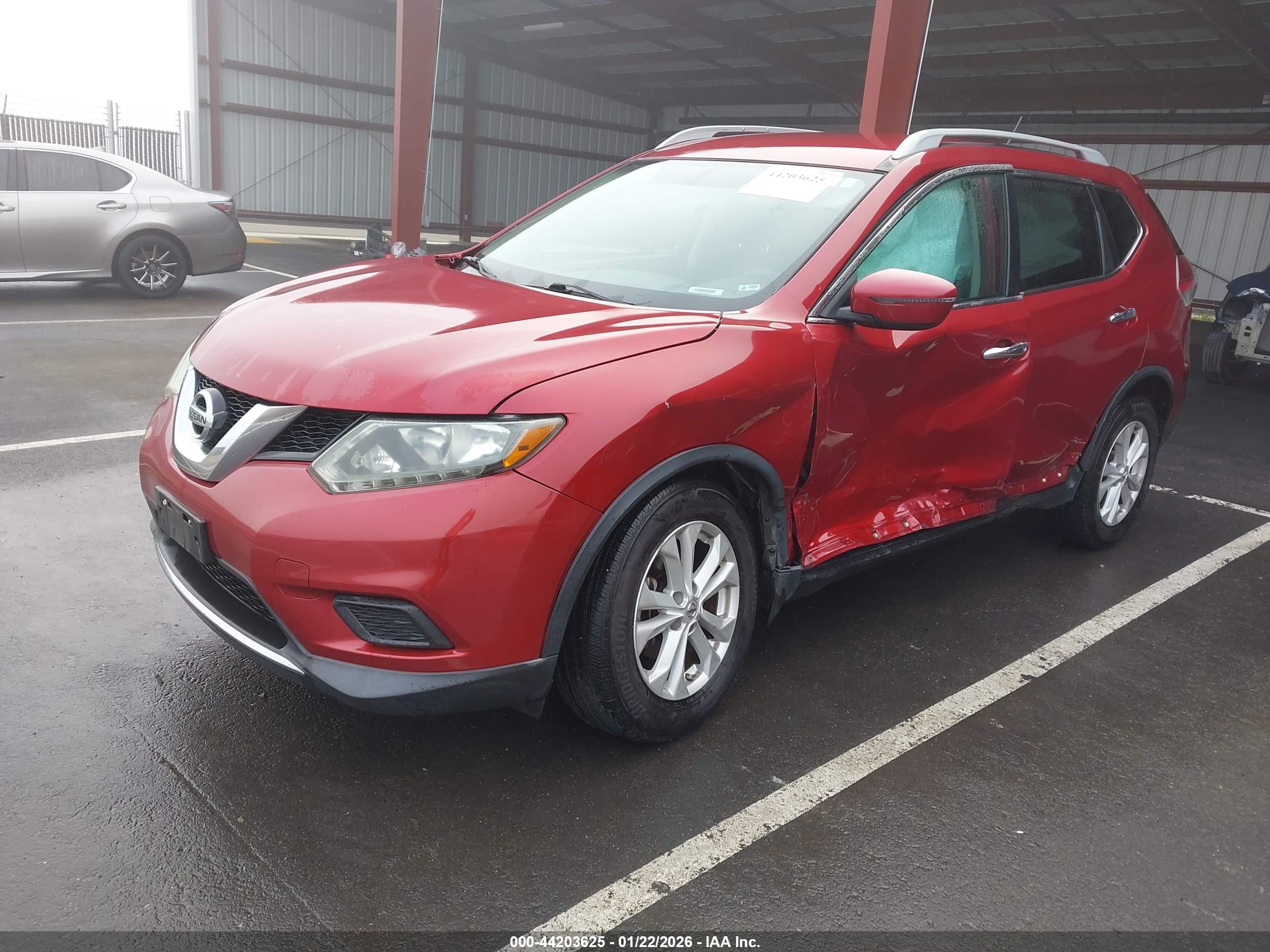NISSAN ROGUE image 2