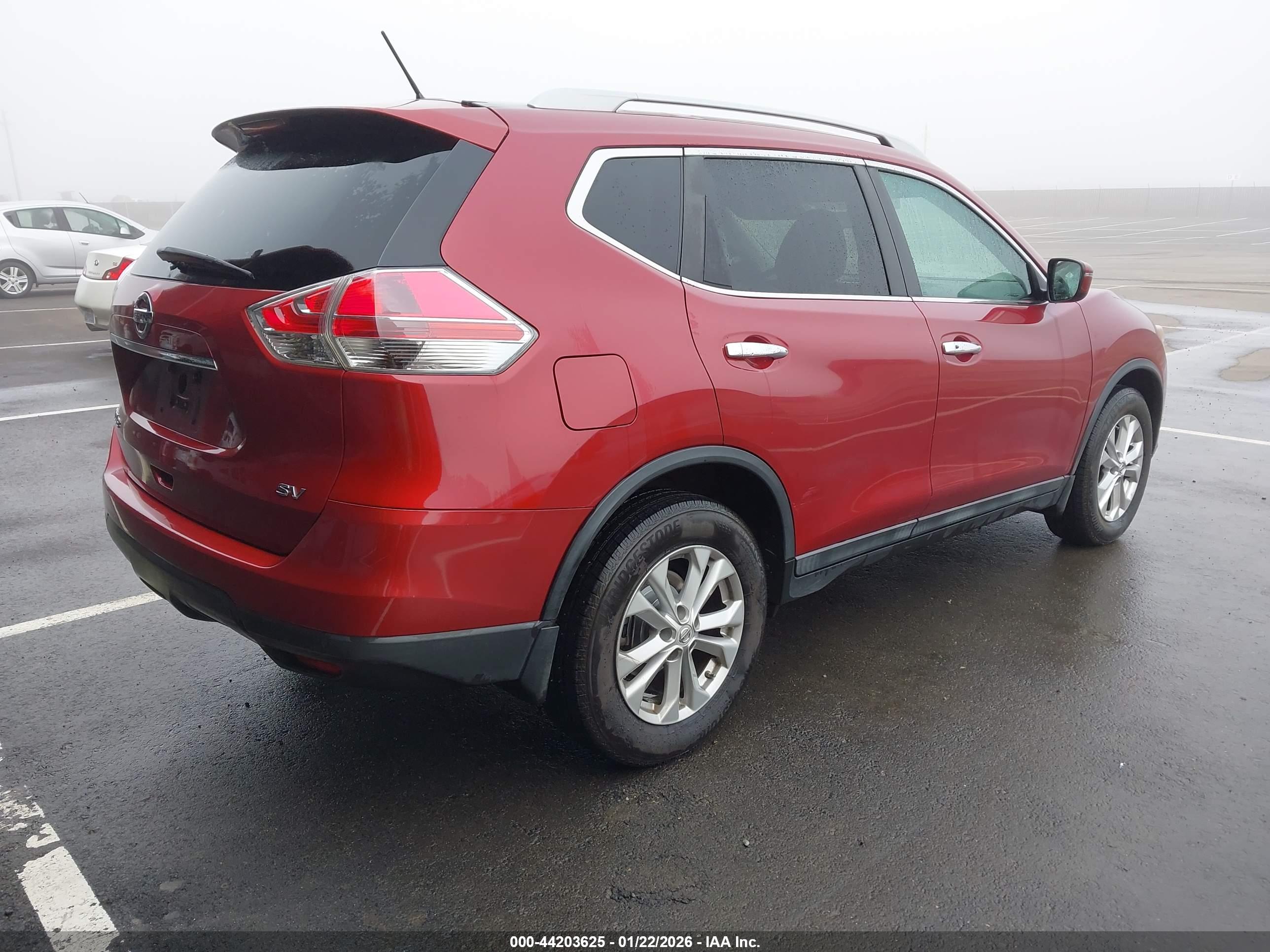 NISSAN ROGUE image 4