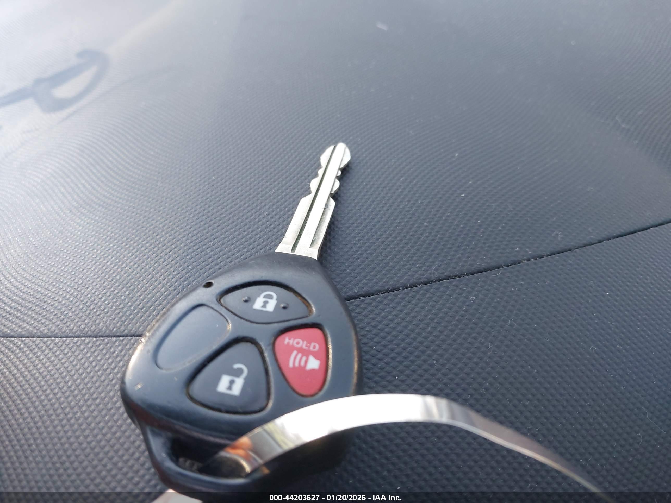 TOYOTA MATRIX image 11