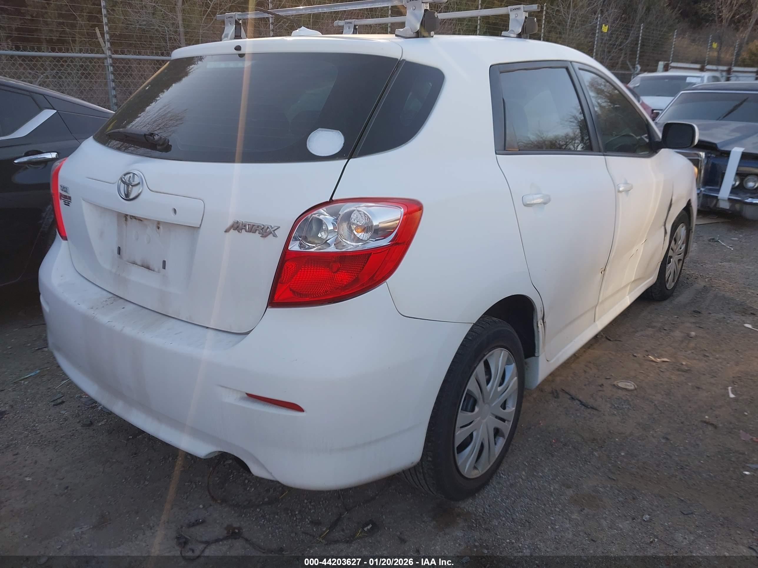 TOYOTA MATRIX image 4