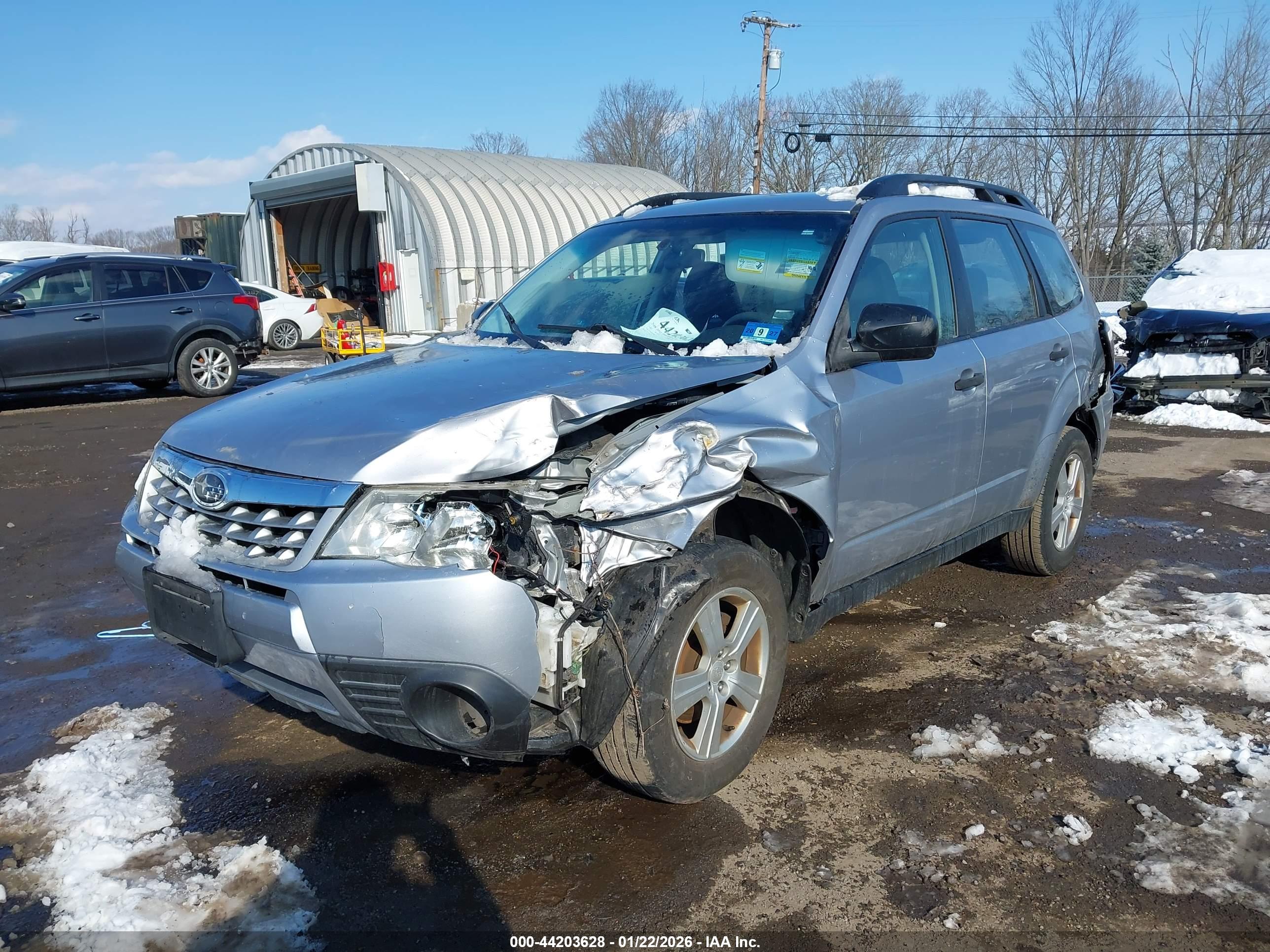 SUBARU FORESTER image 6