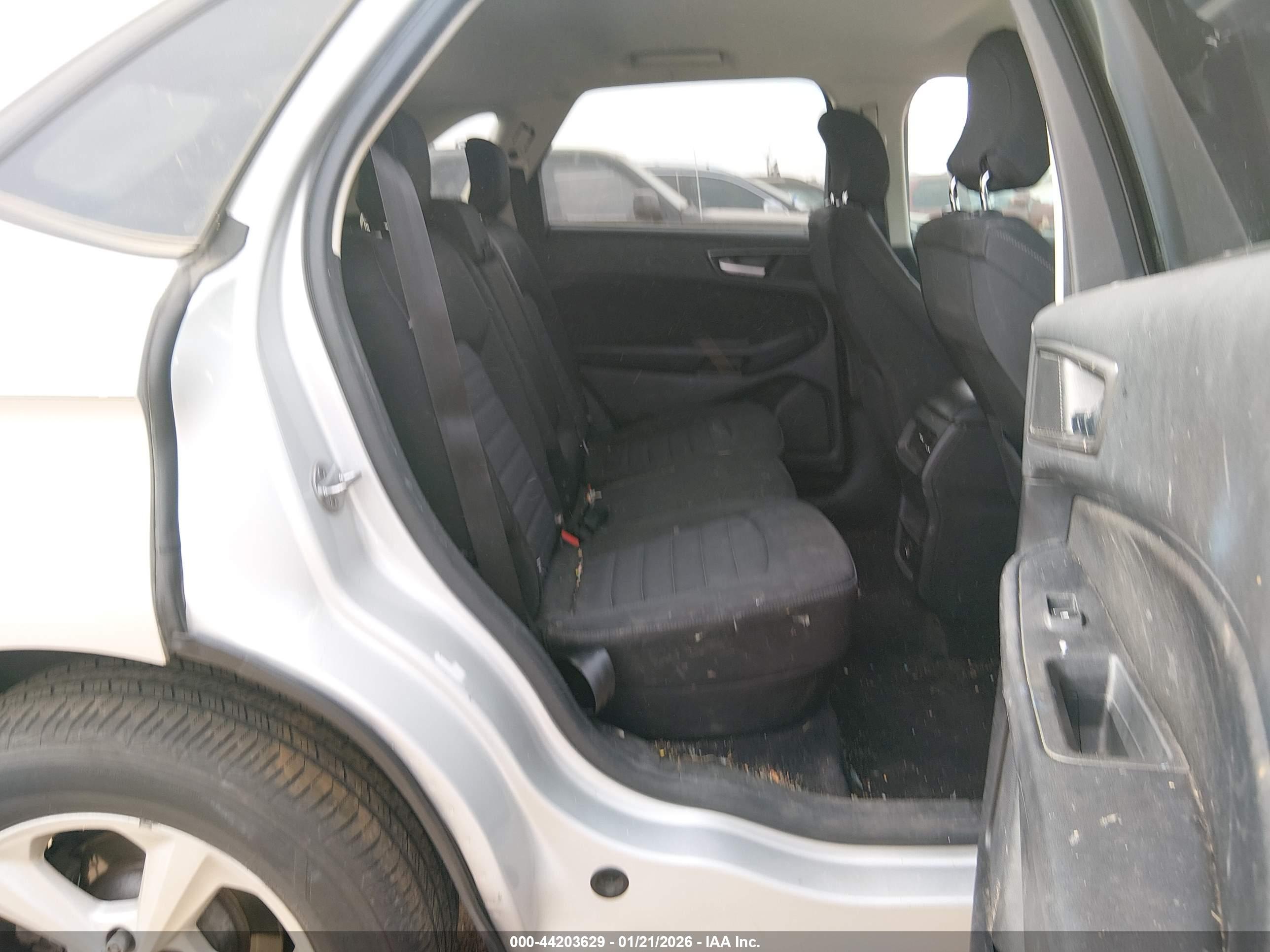 FORD EDGE image 8