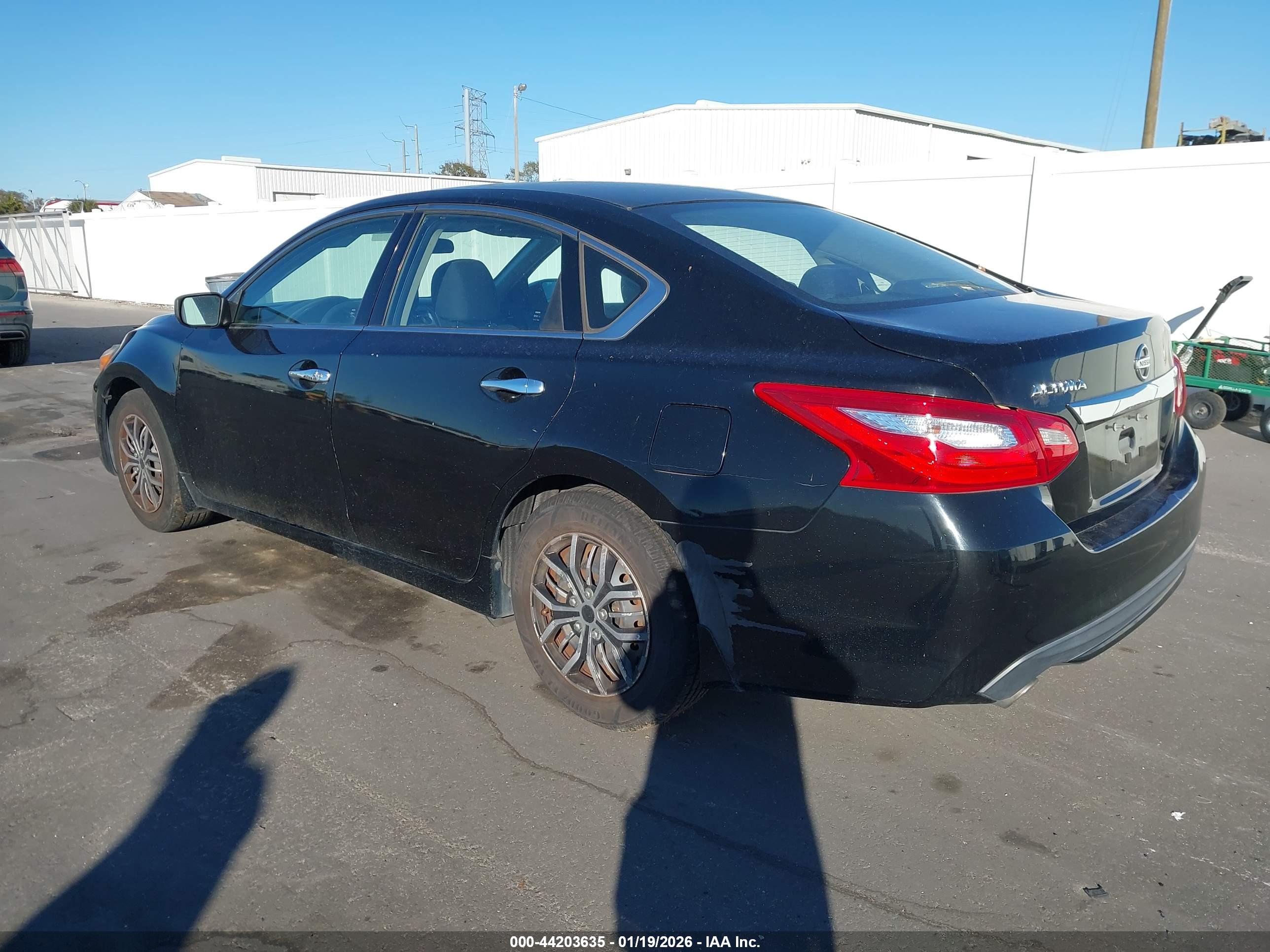 NISSAN ALTIMA image 3