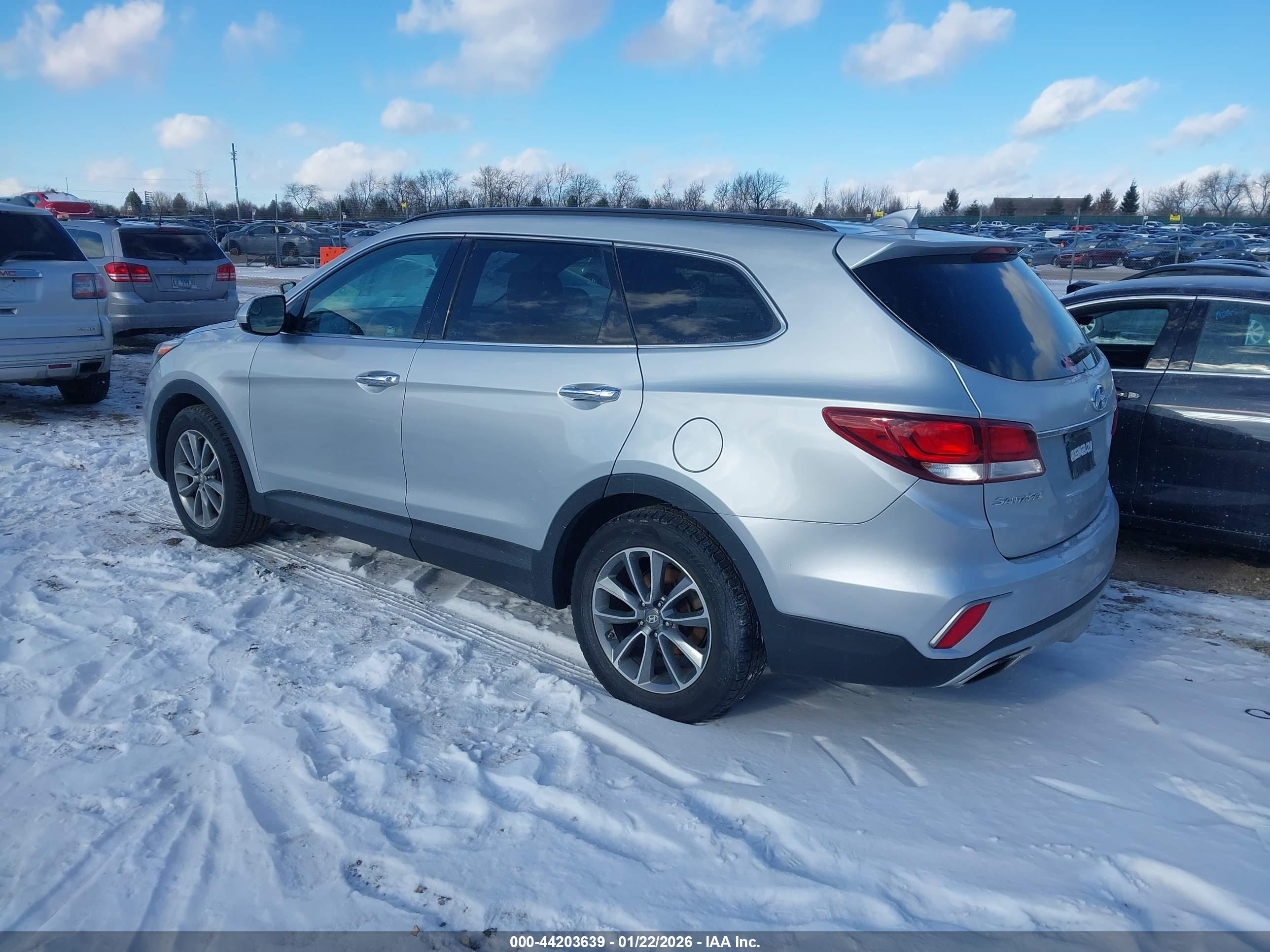 HYUNDAI SANTA image 3