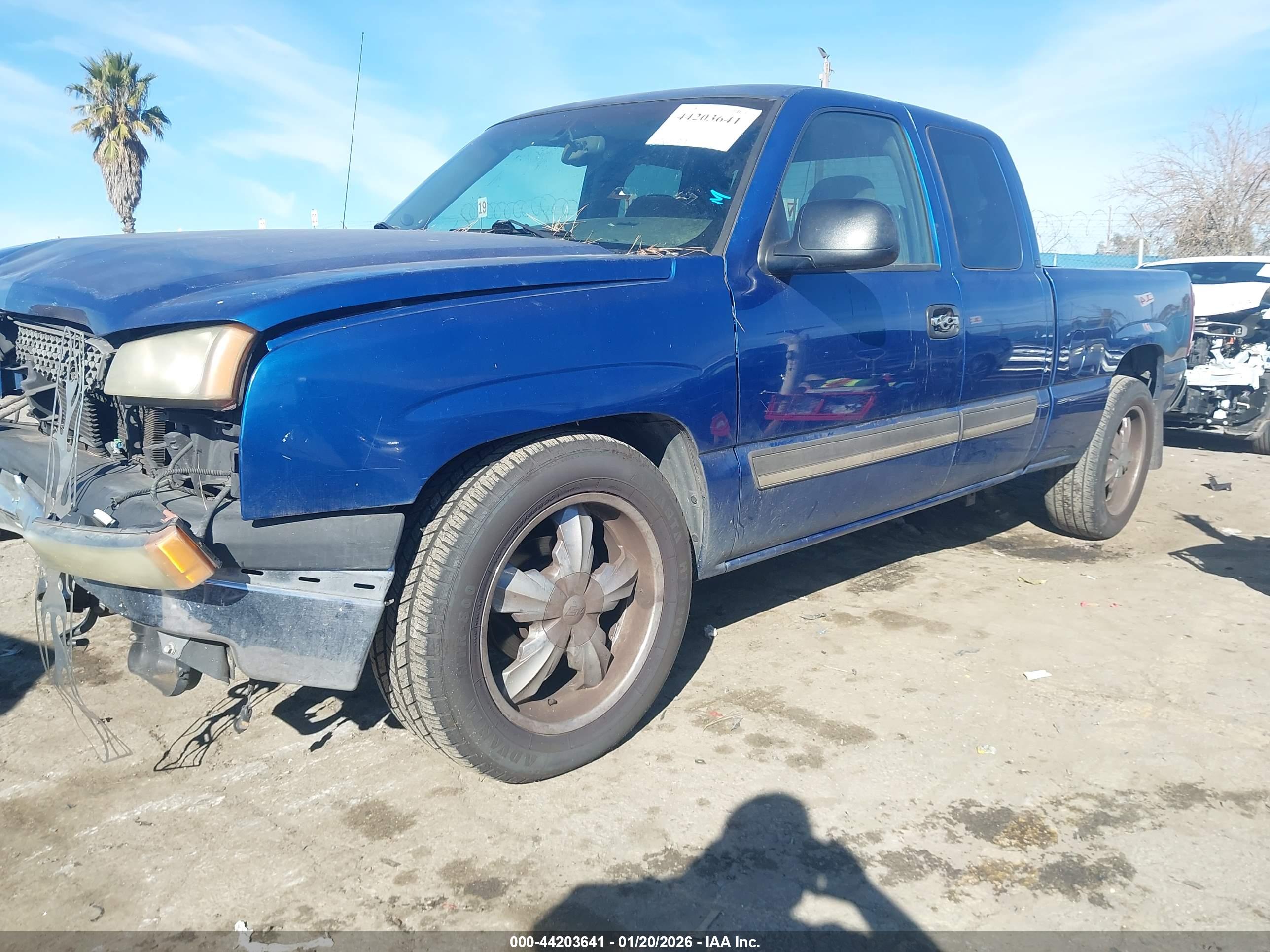 CHEVROLET SILVERADO image 2