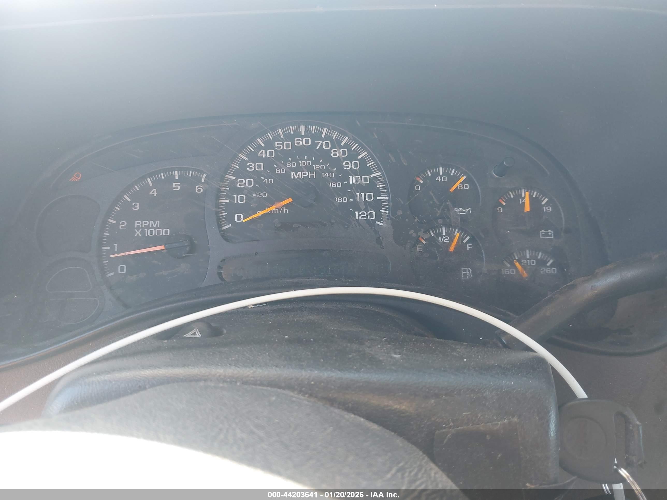 CHEVROLET SILVERADO image 7