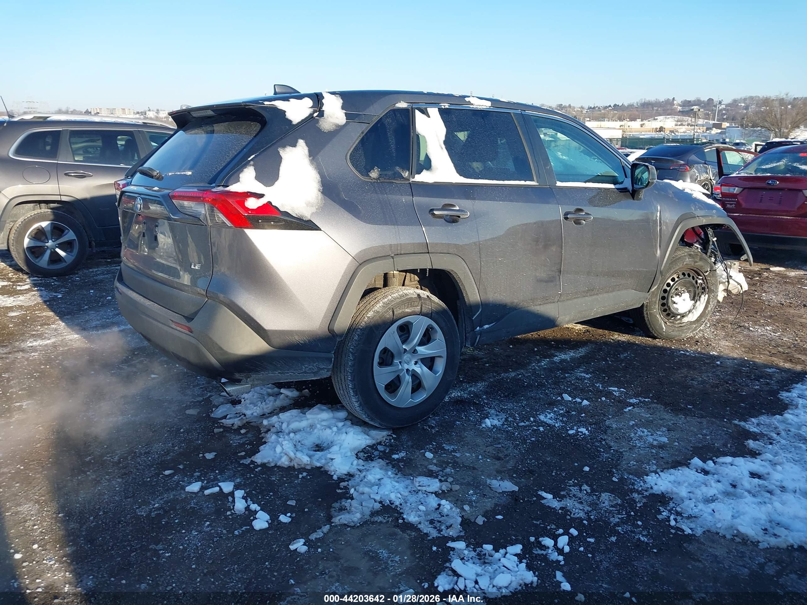 TOYOTA RAV4 image 4