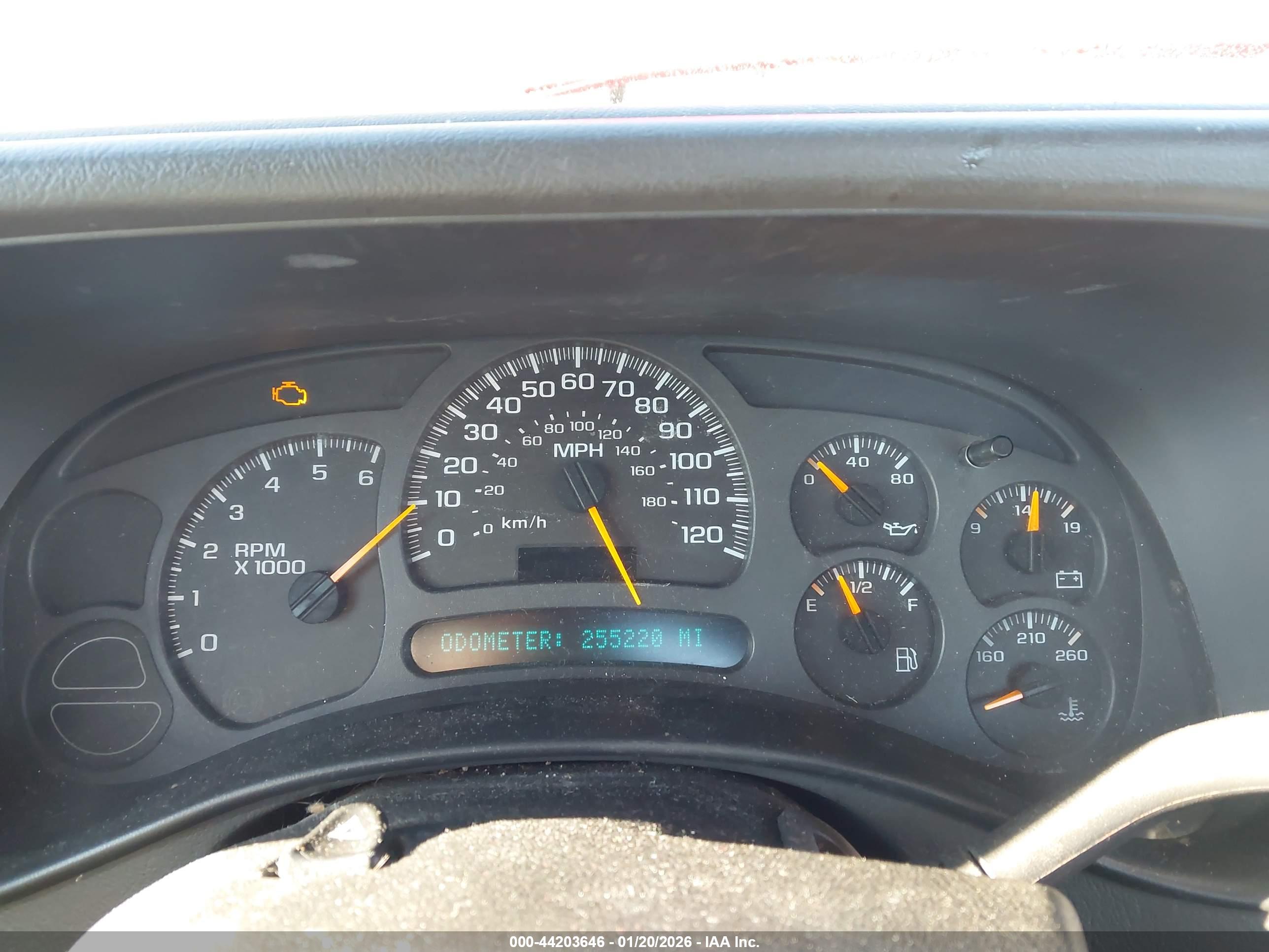 CHEVROLET SILVERADO image 7