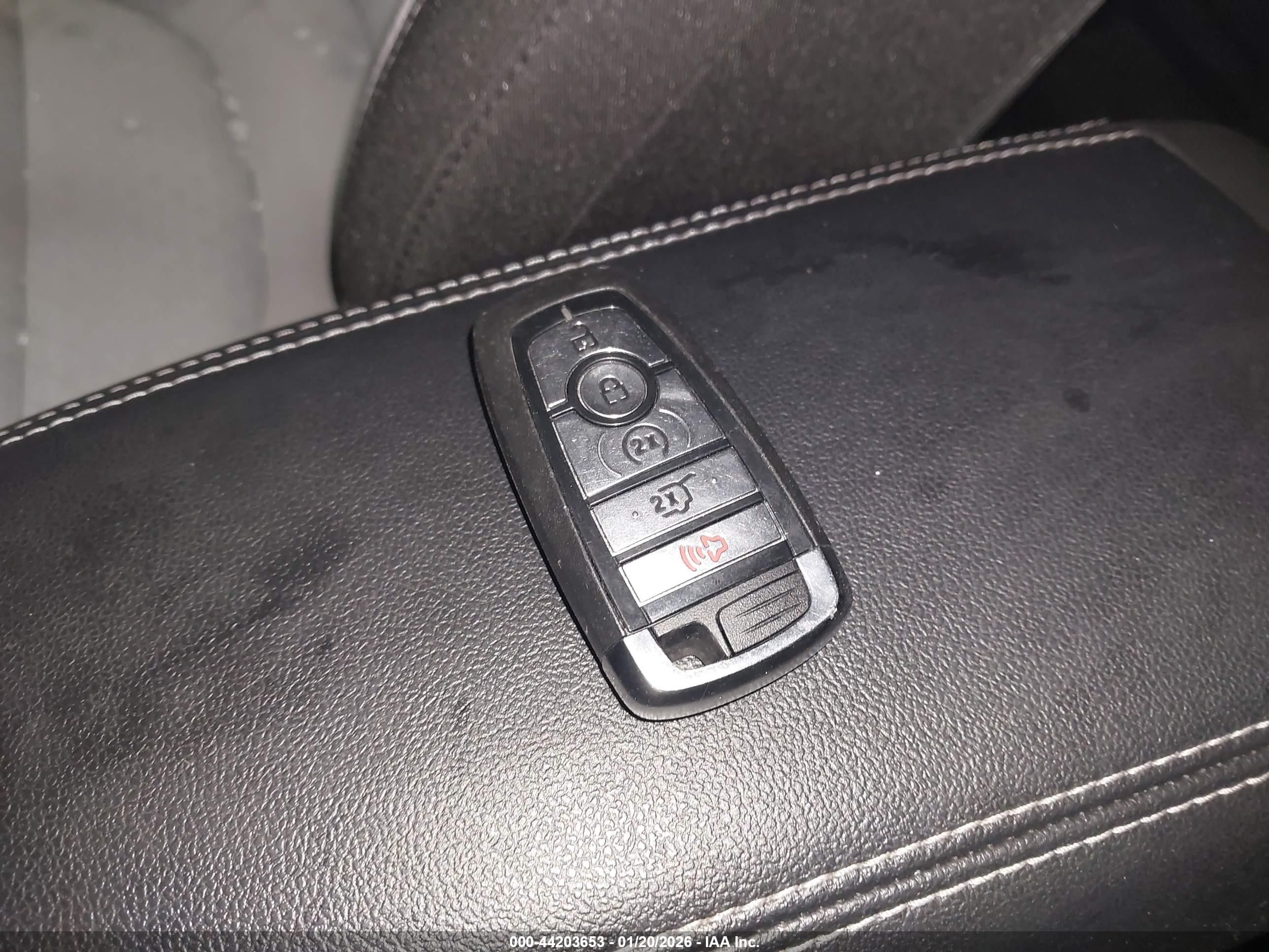 FORD ESCAPE image 11