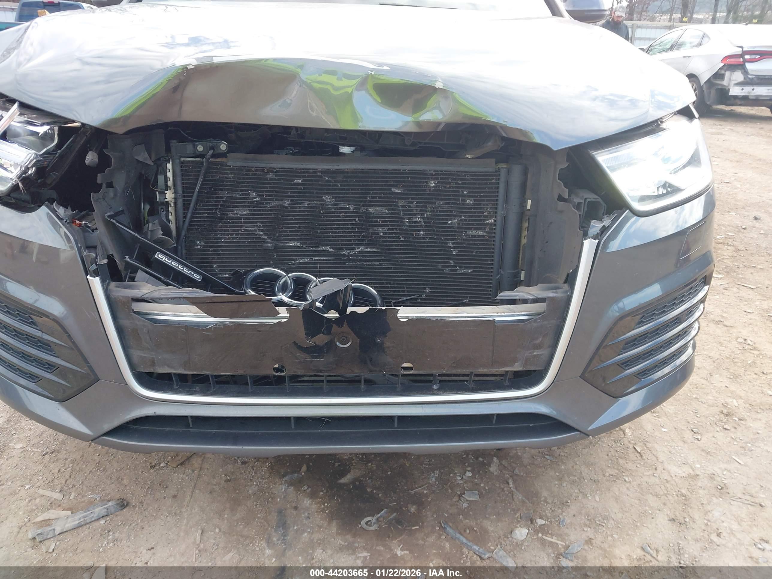 AUDI Q3 image 6