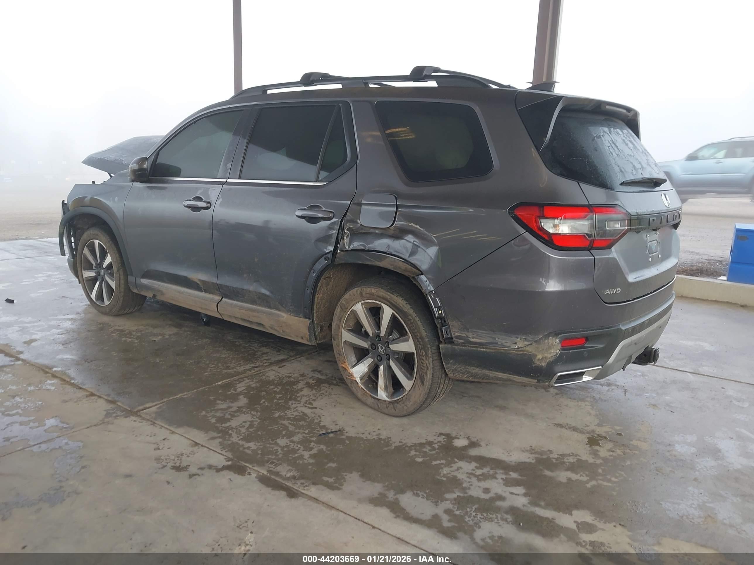 HONDA PILOT image 3