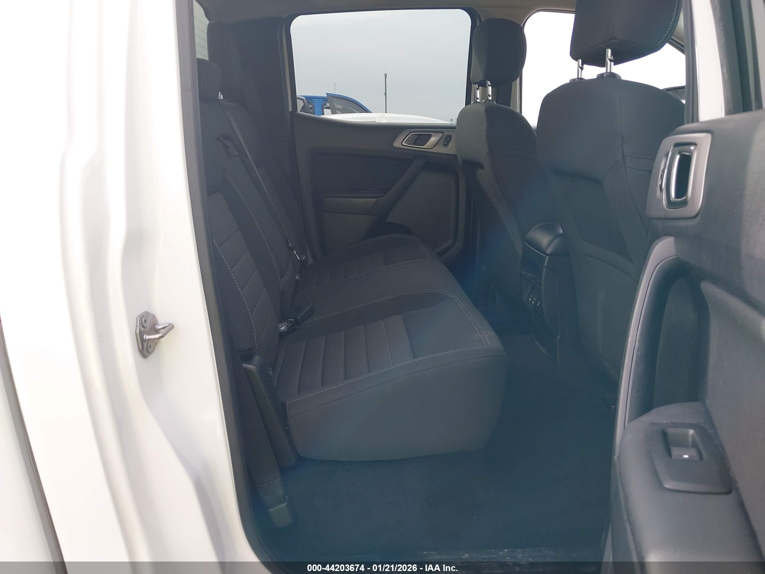 FORD RANGER image 8