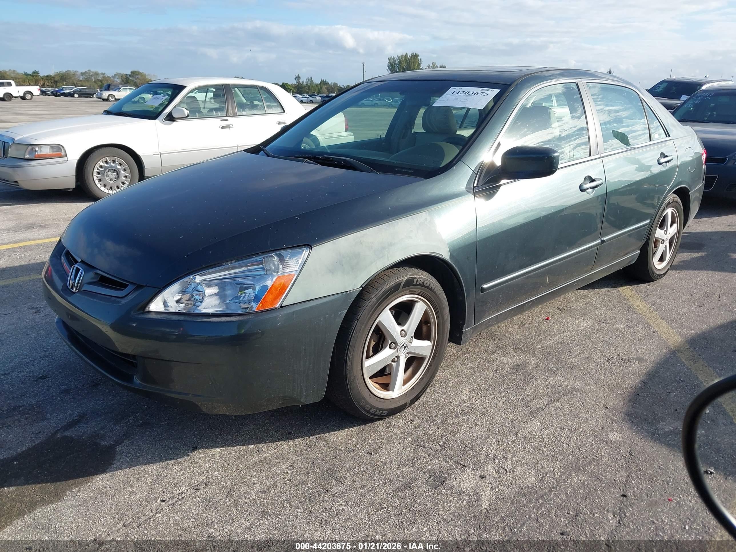 HONDA ACCORD image 2