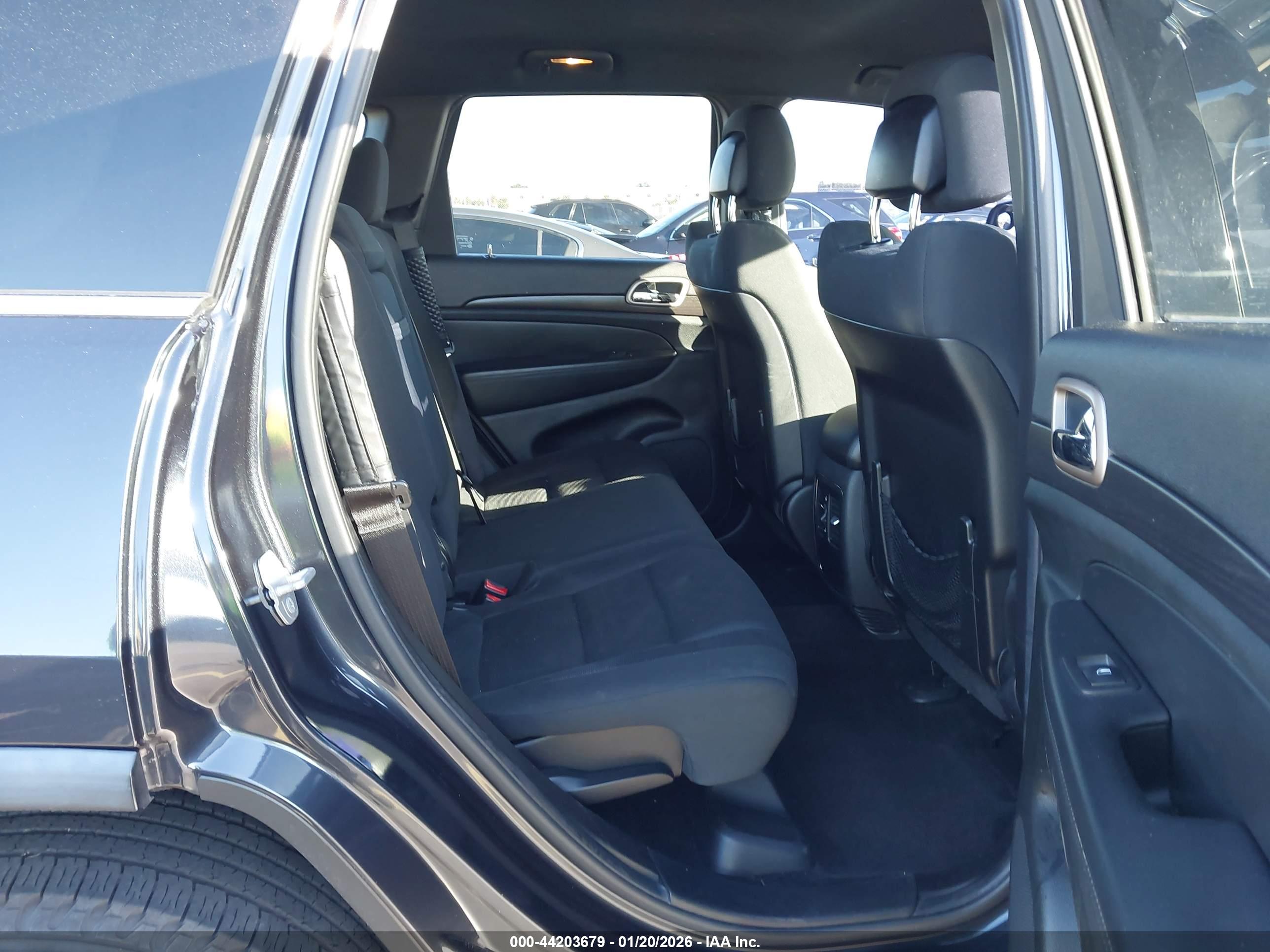 JEEP GRAND image 8
