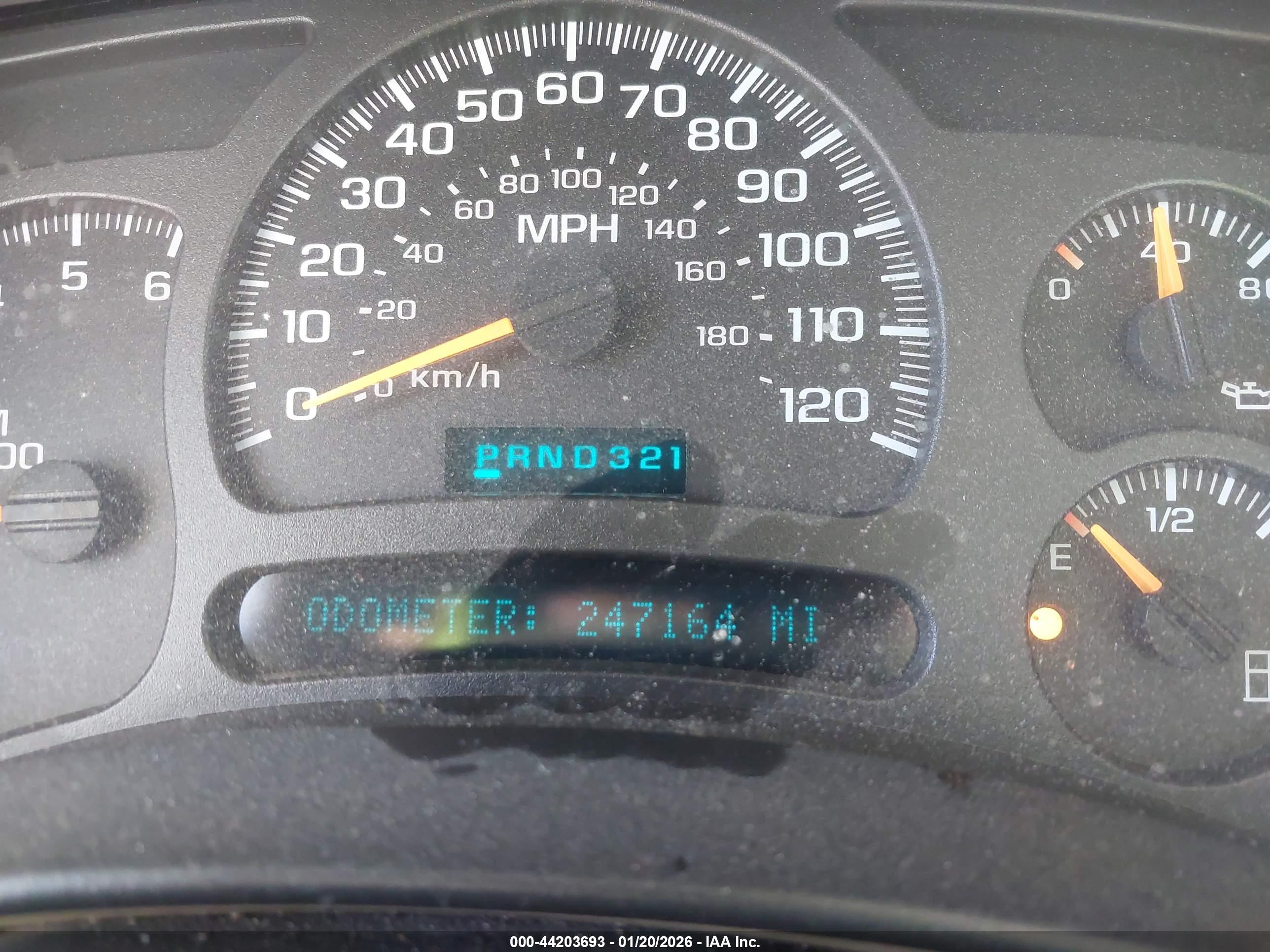 GMC YUKON image 7