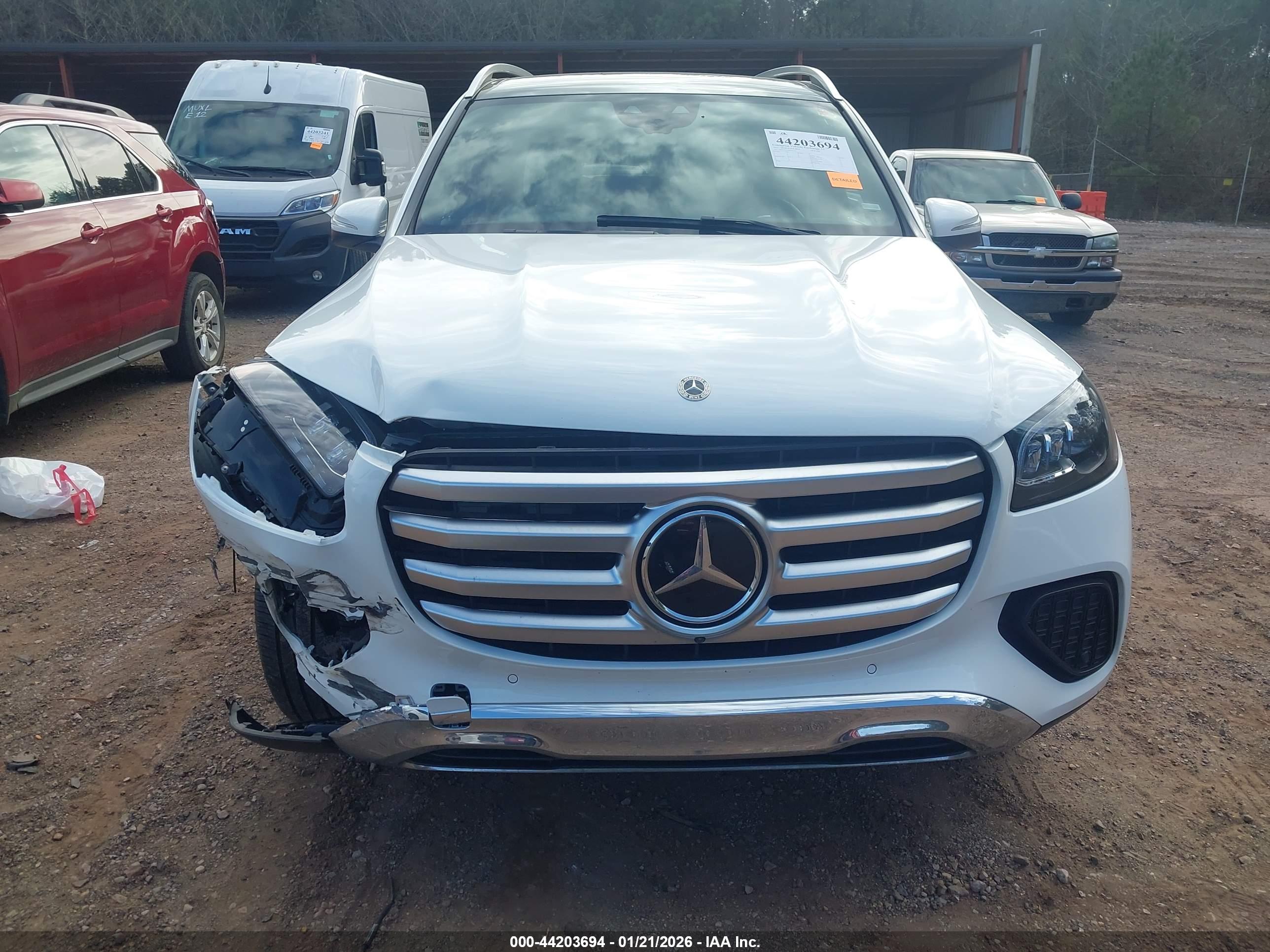 MERCEDES-BENZ GLS image 6