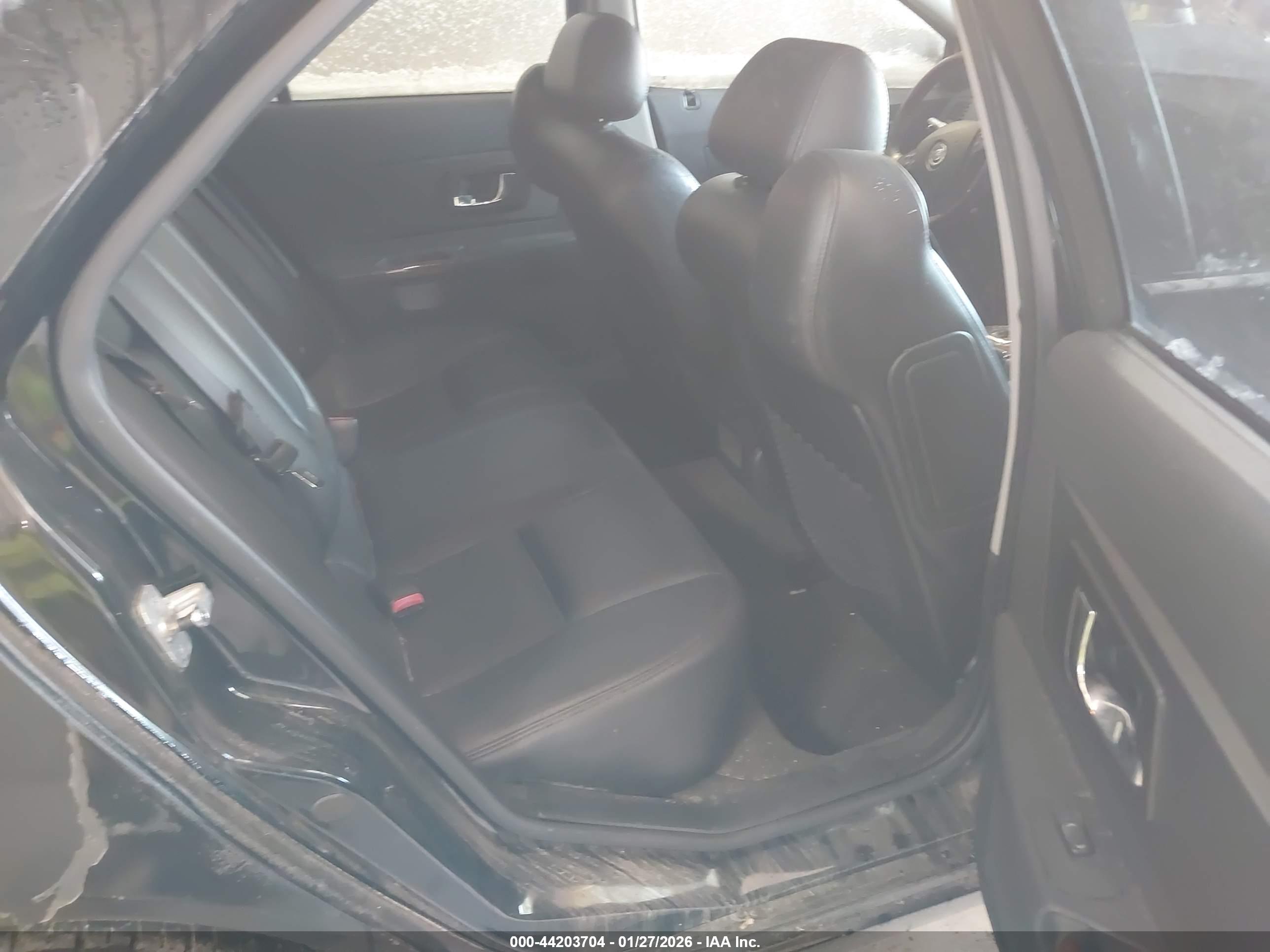 CADILLAC CTS image 8