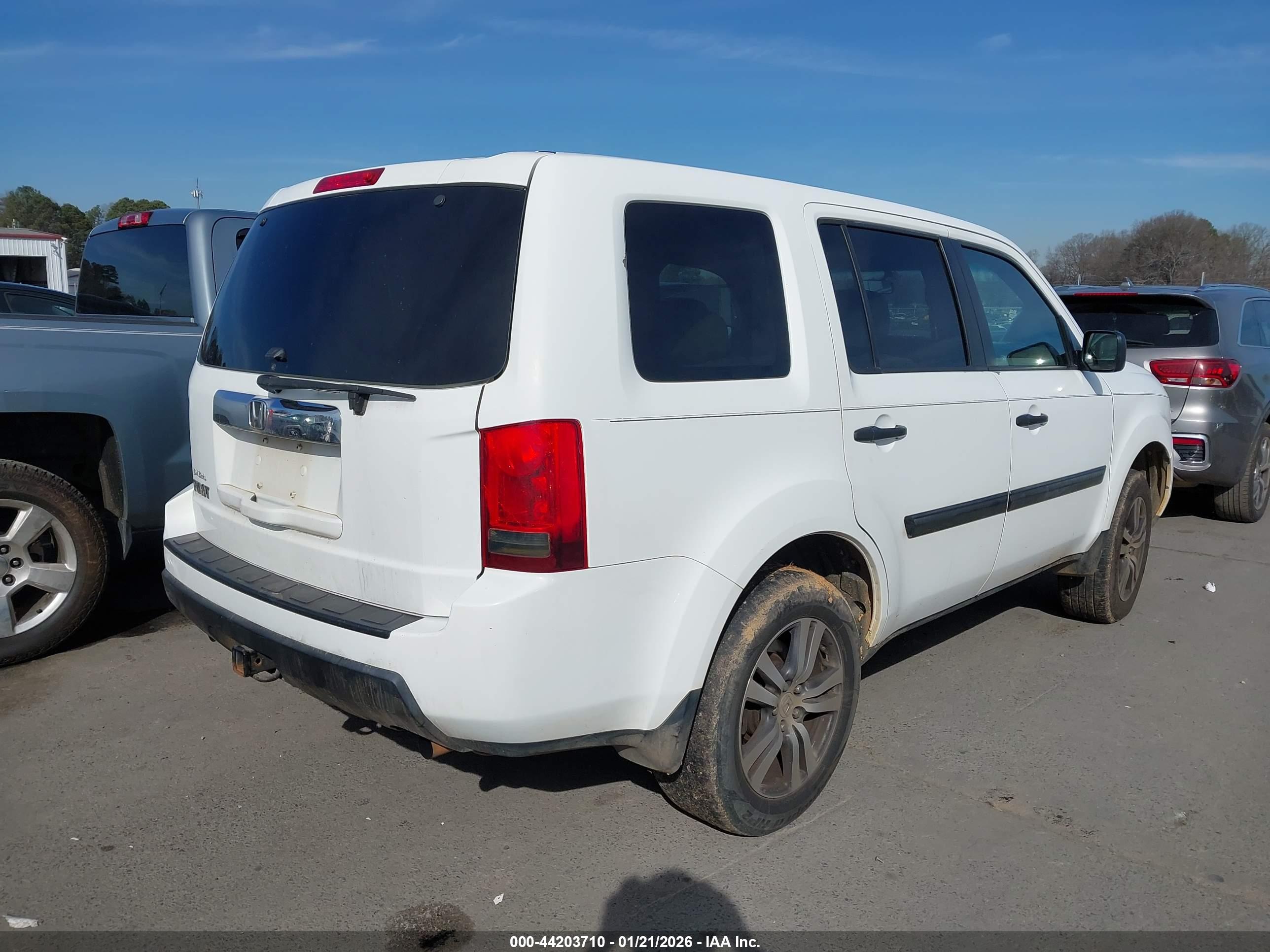HONDA PILOT image 4