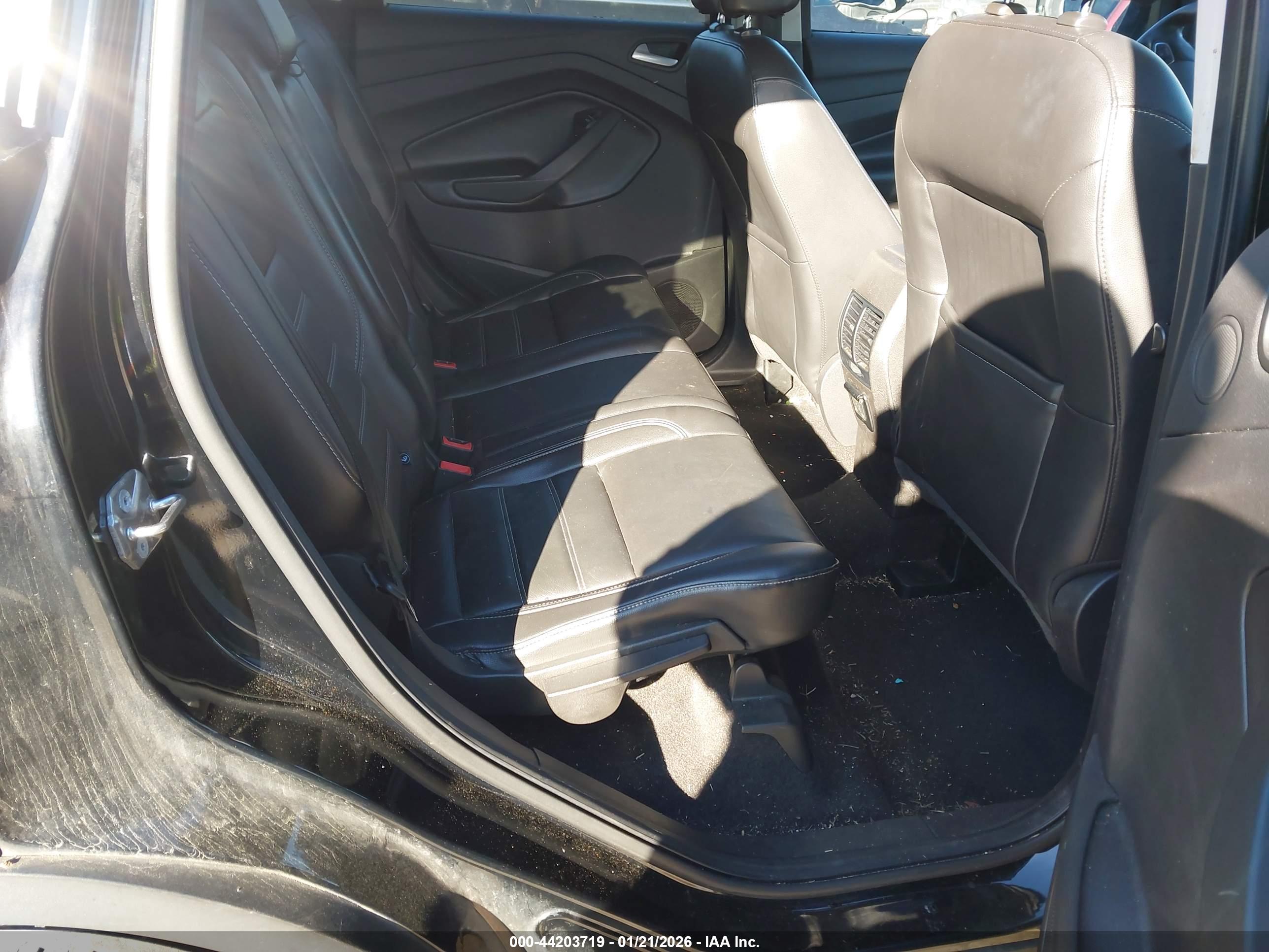 FORD ESCAPE image 8