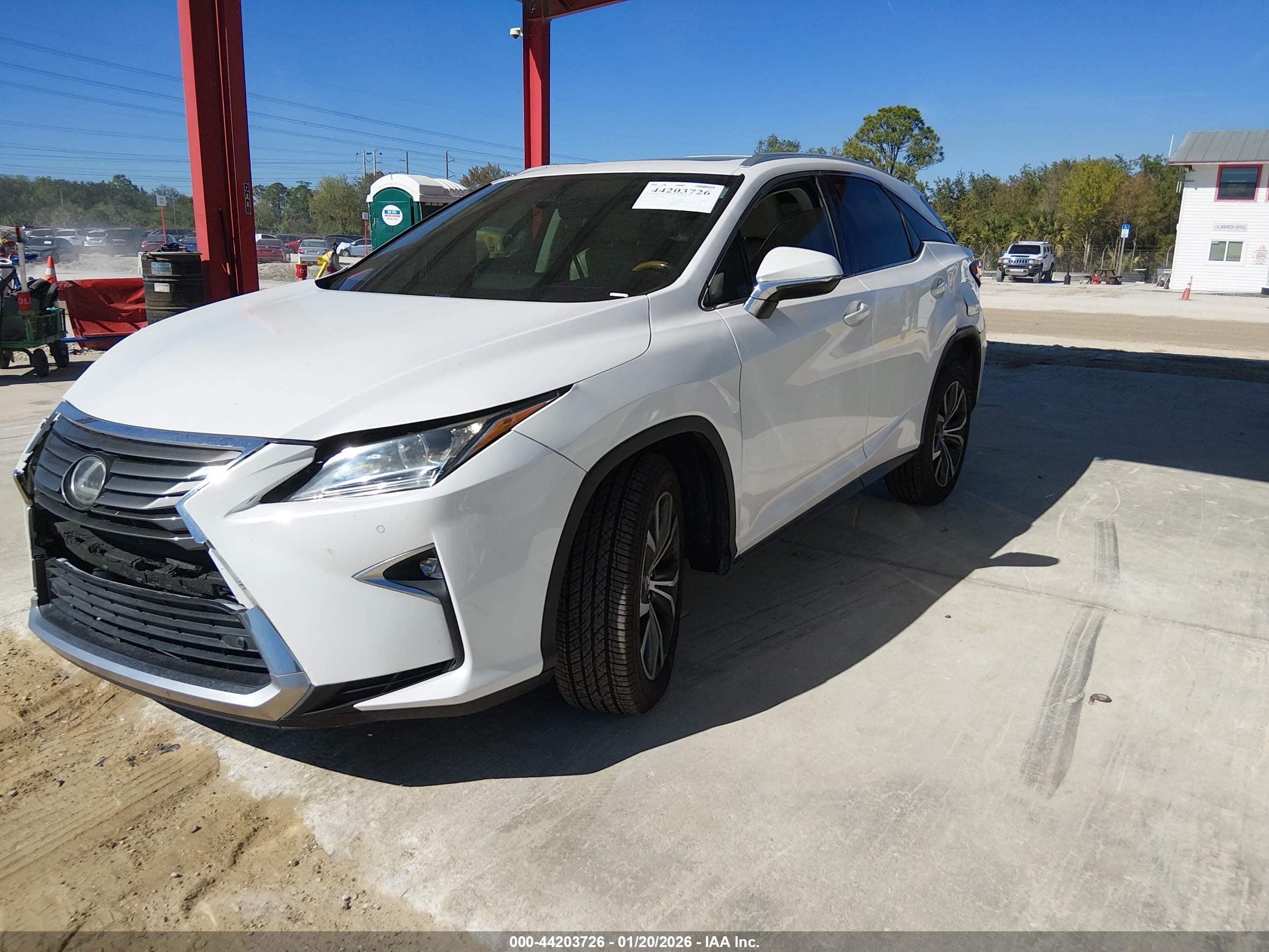 LEXUS RX image 2