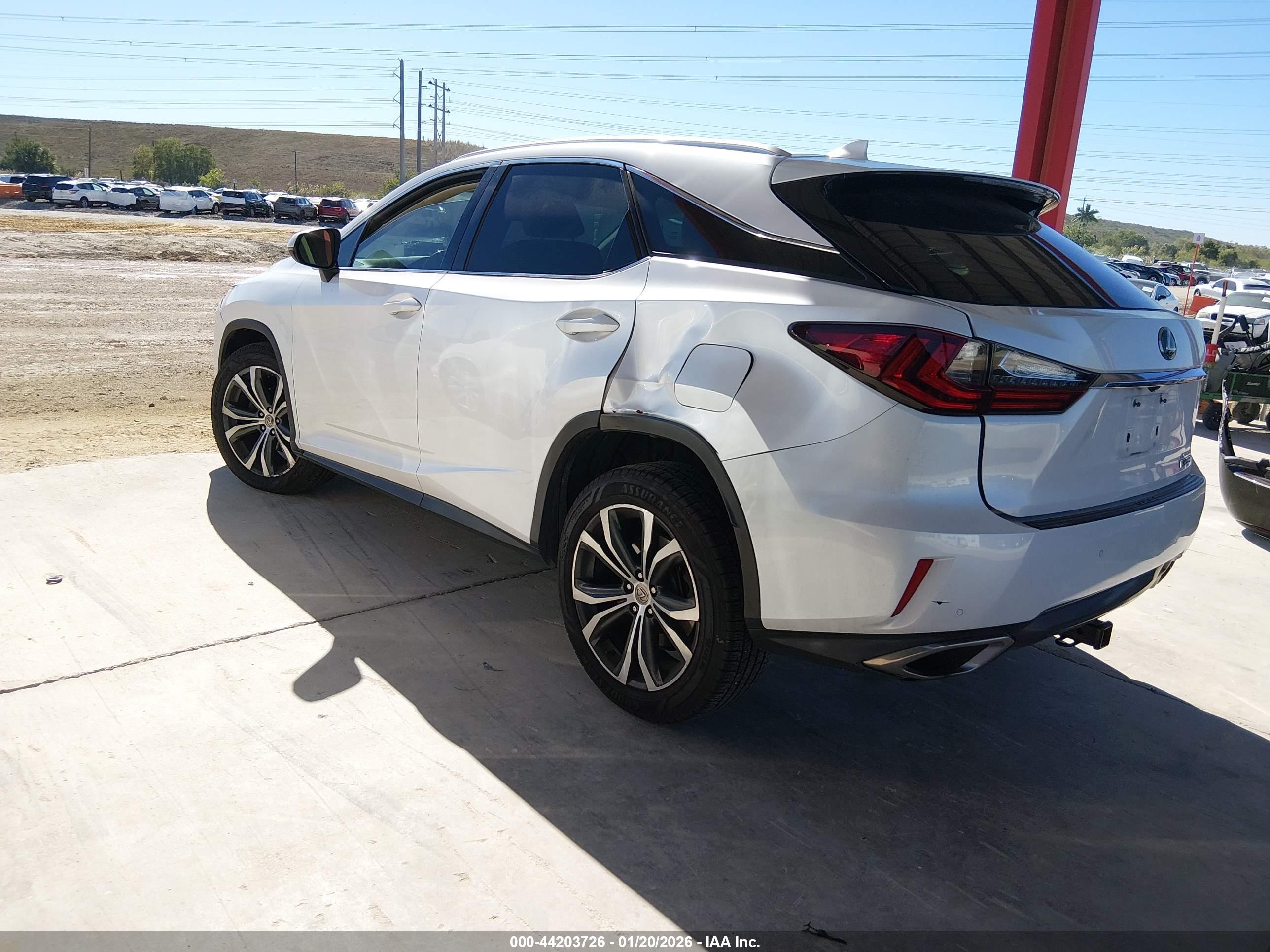 LEXUS RX image 3