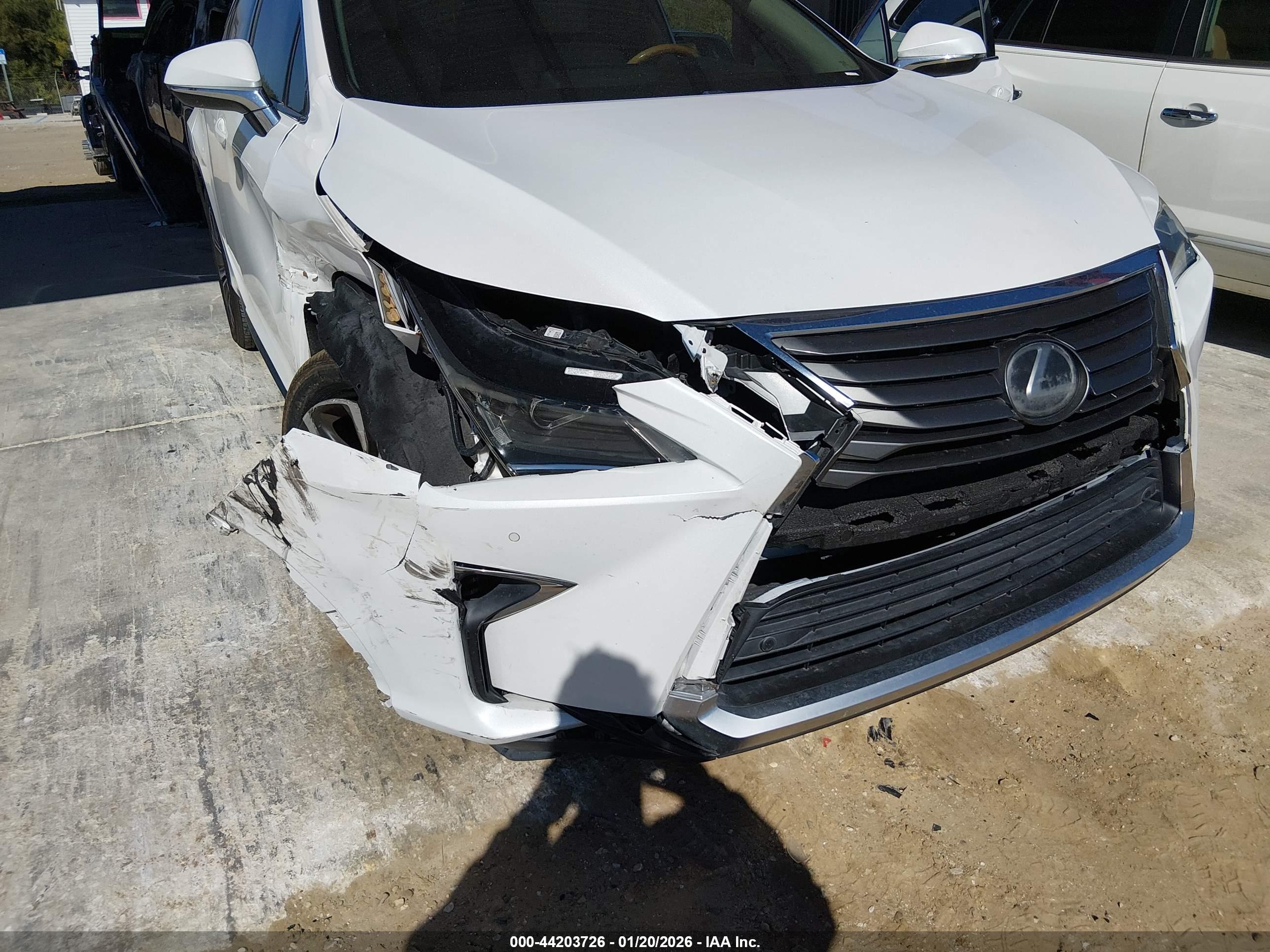 LEXUS RX image 6