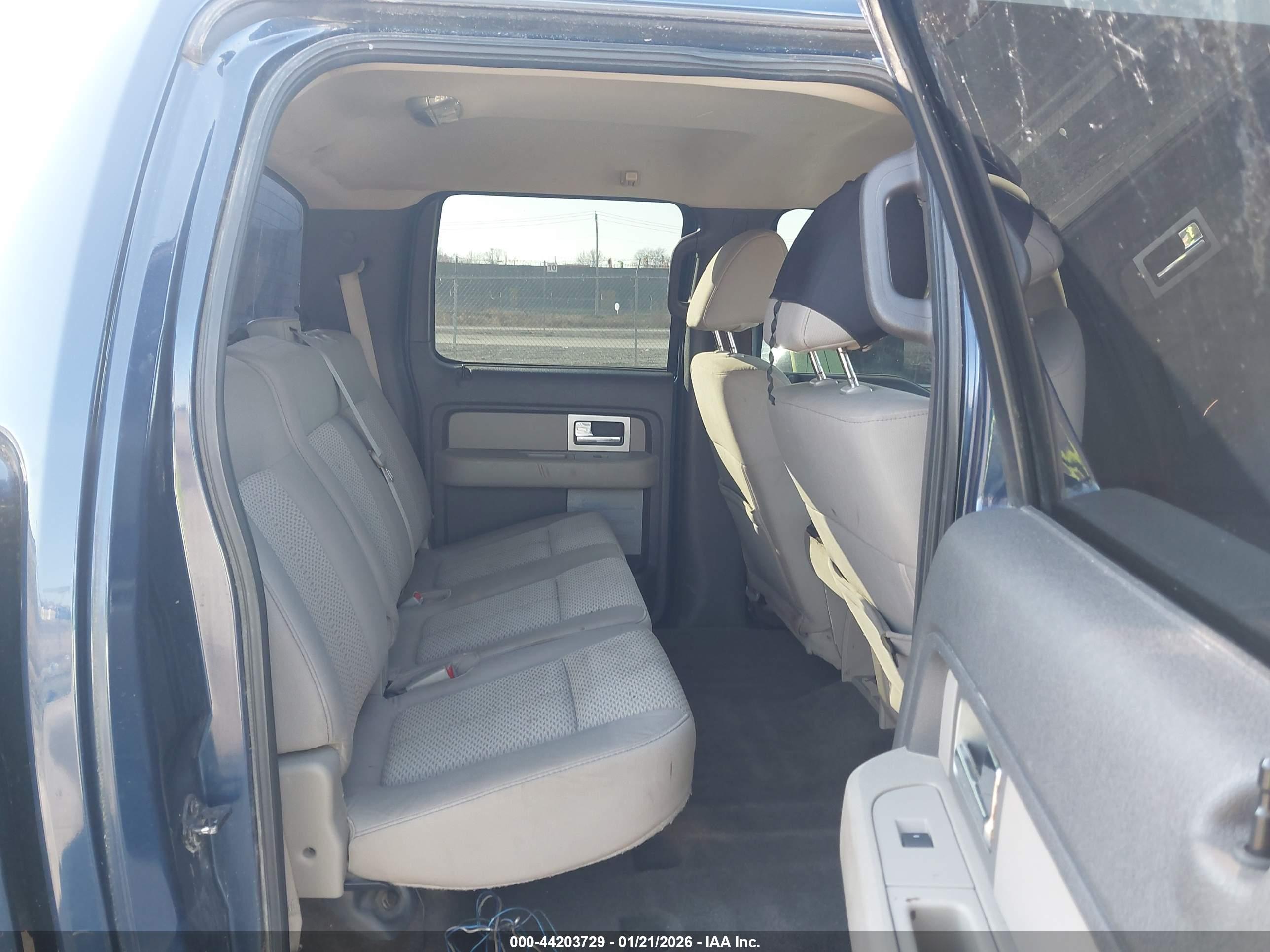 FORD F-150 image 8