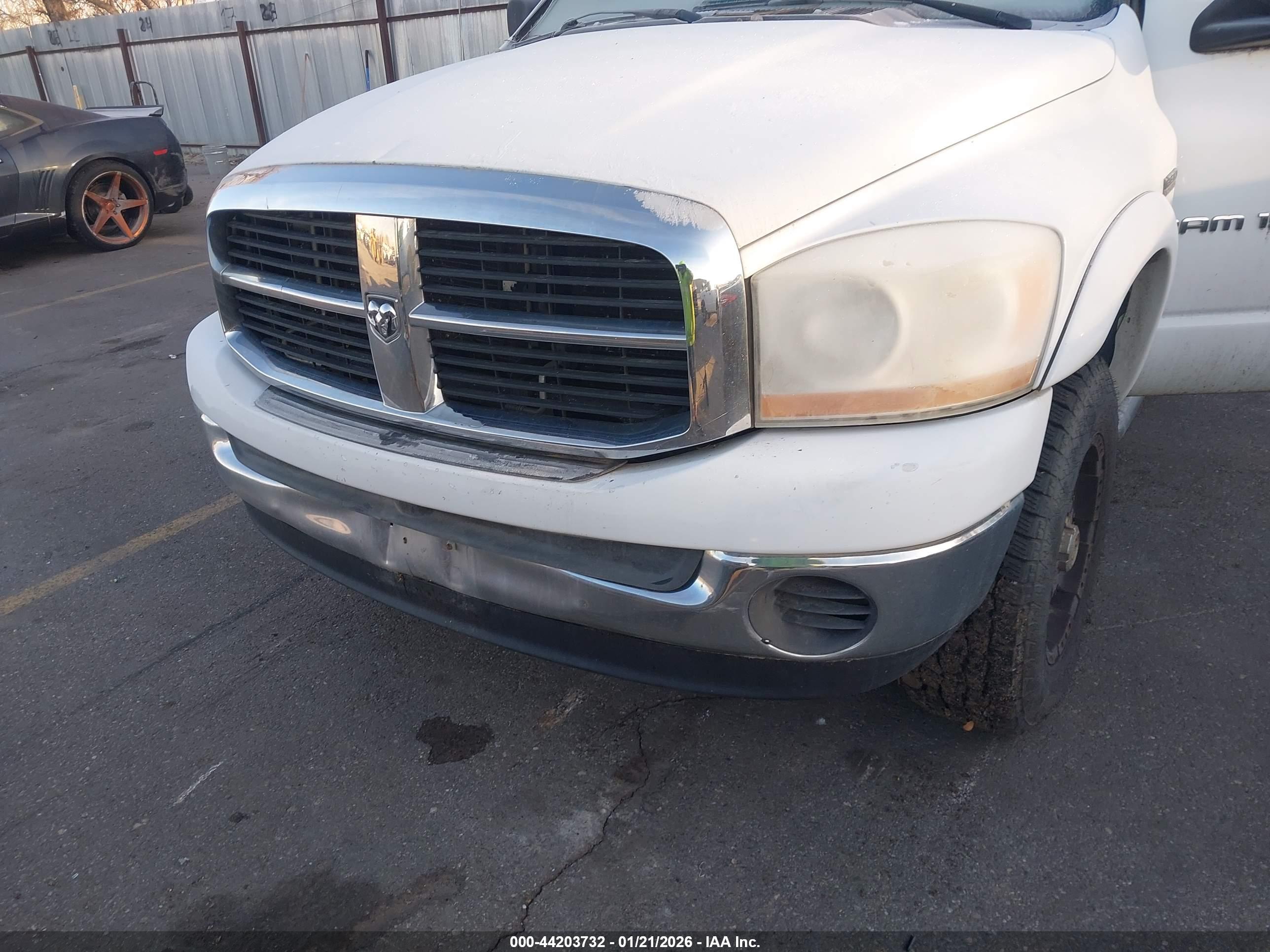 DODGE RAM image 6