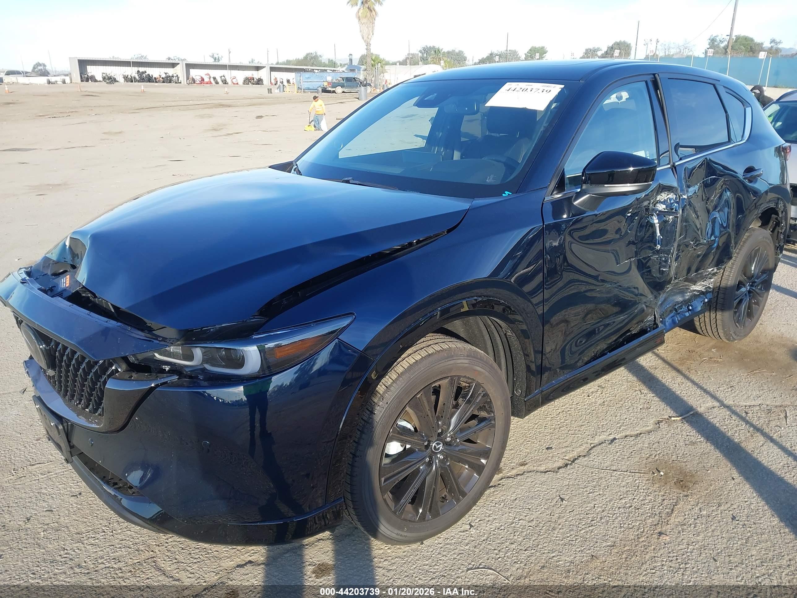 MAZDA CX-5 image 2