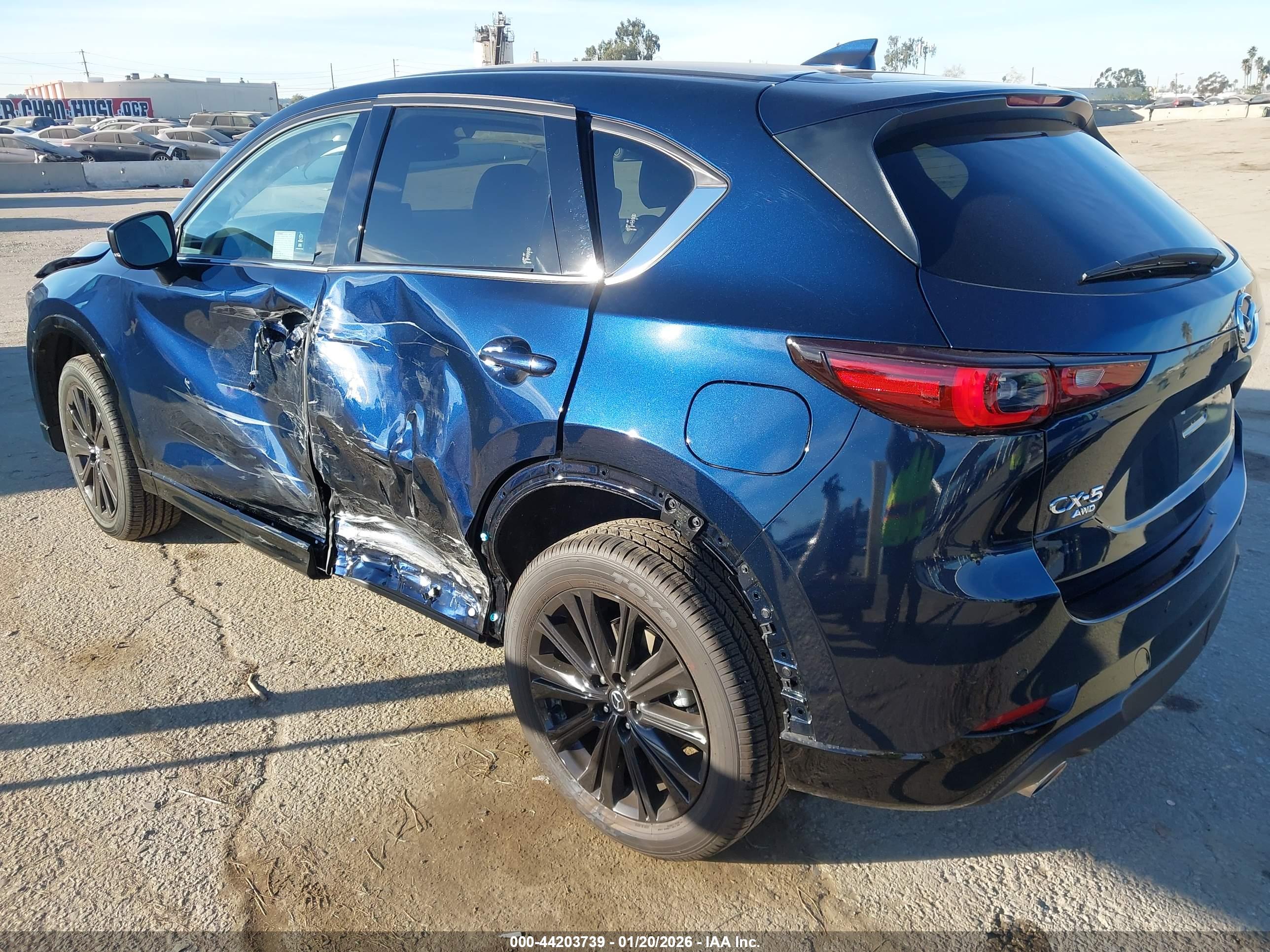 MAZDA CX-5 image 3