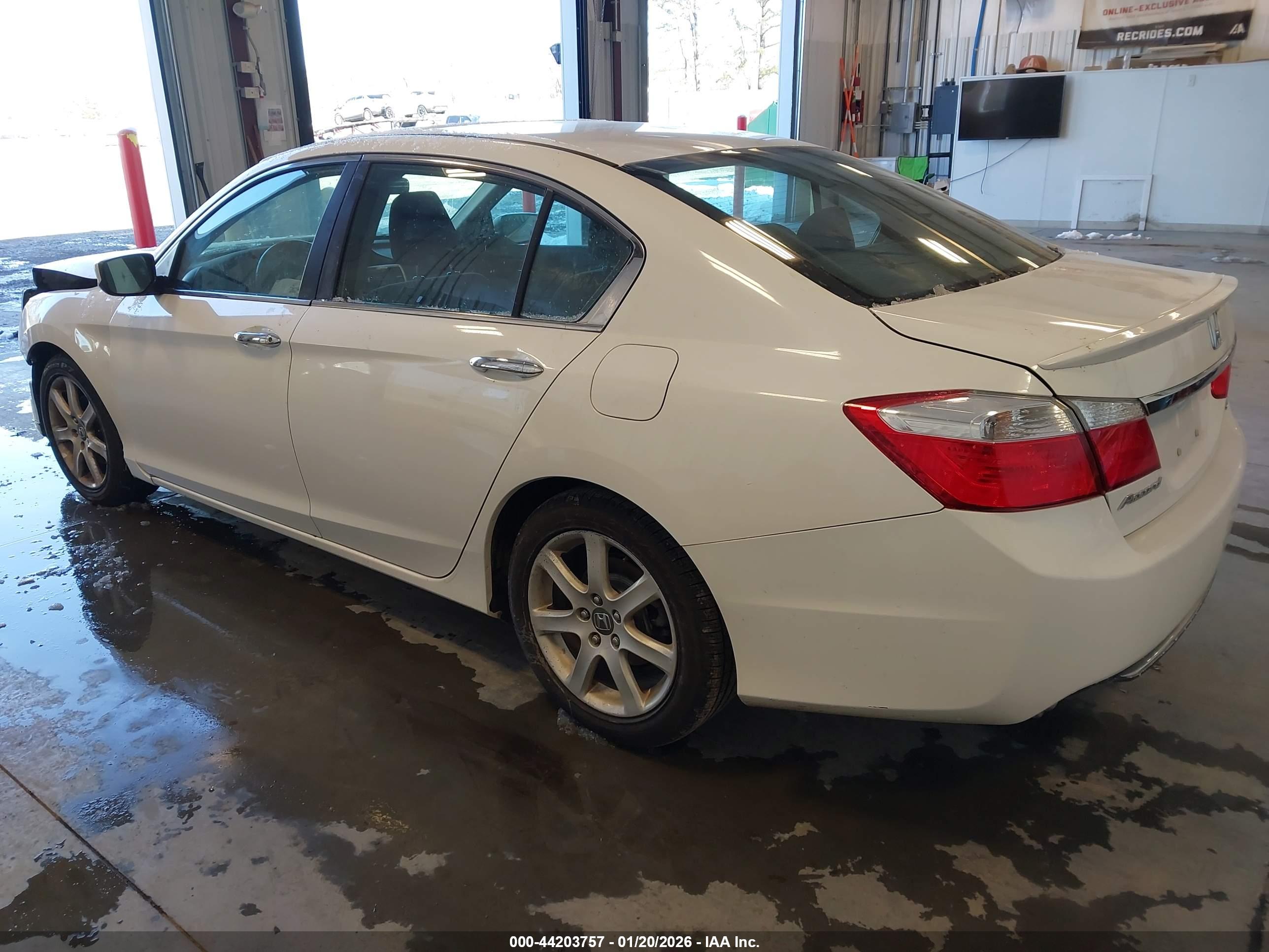 HONDA ACCORD image 3